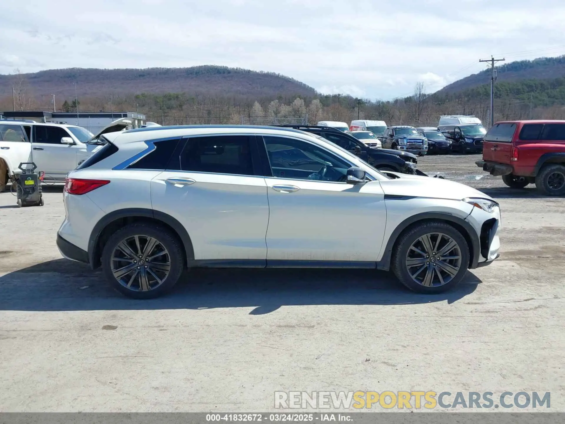 13 fotografías del automóvil dañado 3PCAJ5M3XLF109087 INFINITI QX50 2020
