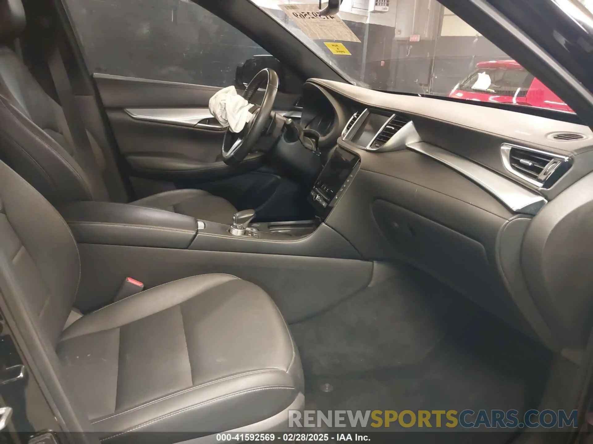 5 fotografías del automóvil dañado 3PCAJ5M3XLF111633 INFINITI QX50 2020