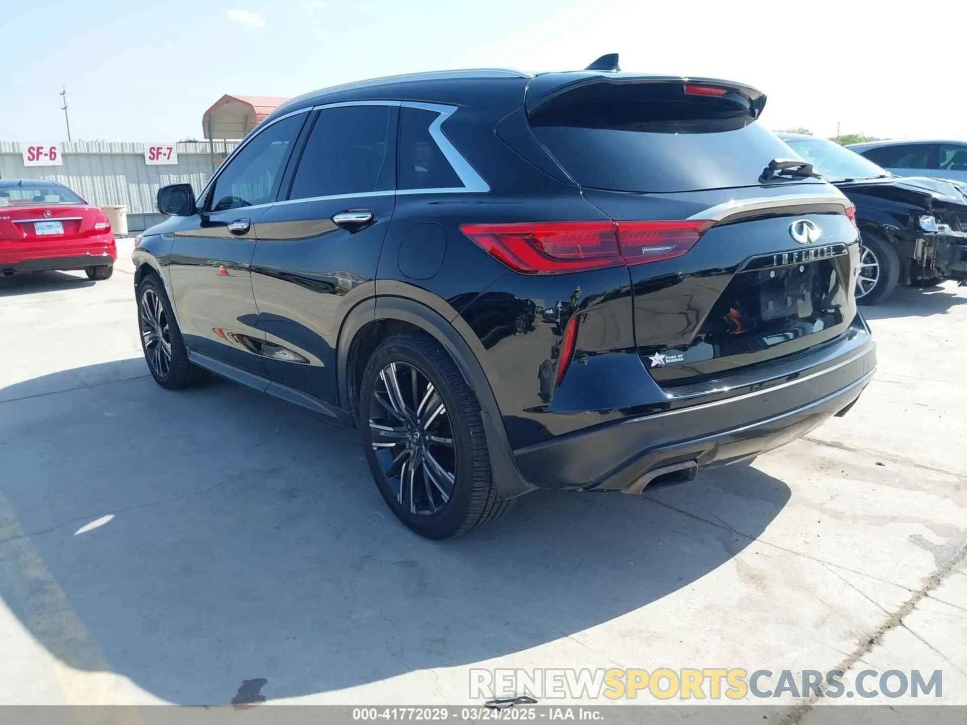 3 fotografías del automóvil dañado 3PCAJ5BA4MF105359 INFINITI QX50 2021