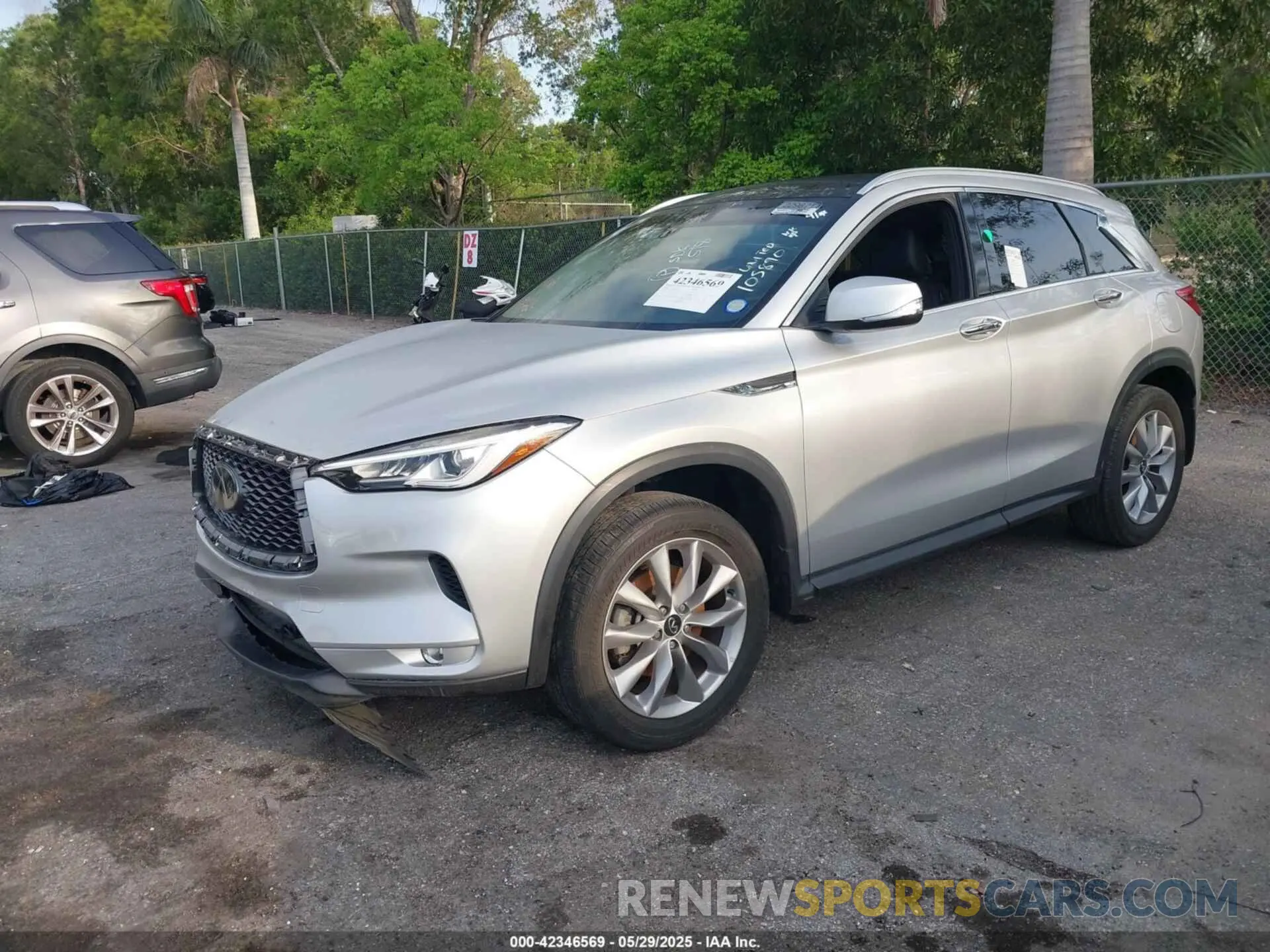 2 fotografías del automóvil dañado 3PCAJ5BA7MF105890 INFINITI QX50 2021