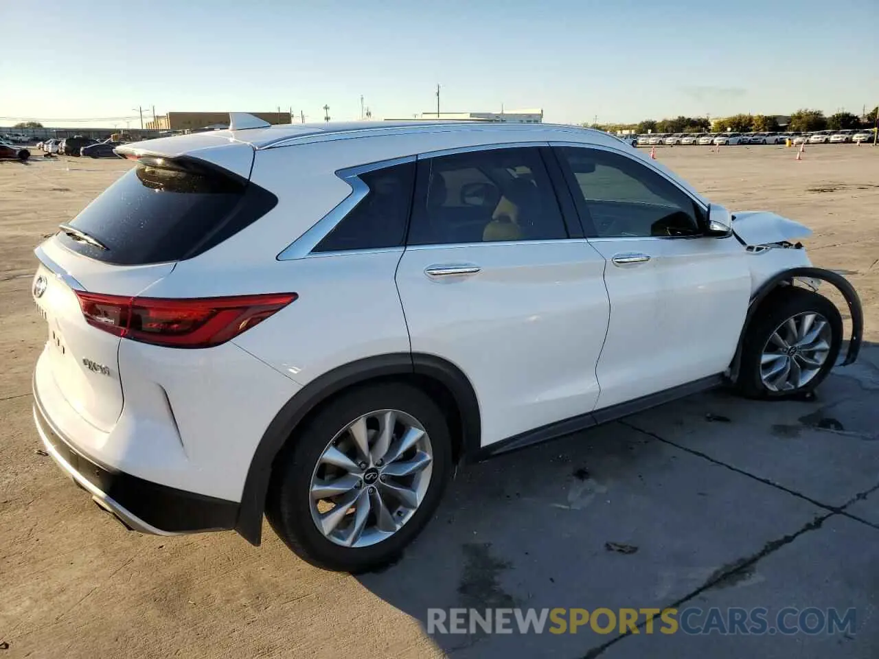 3 fotografías del automóvil dañado 3PCAJ5BA7MF107235 INFINITI QX50 2021