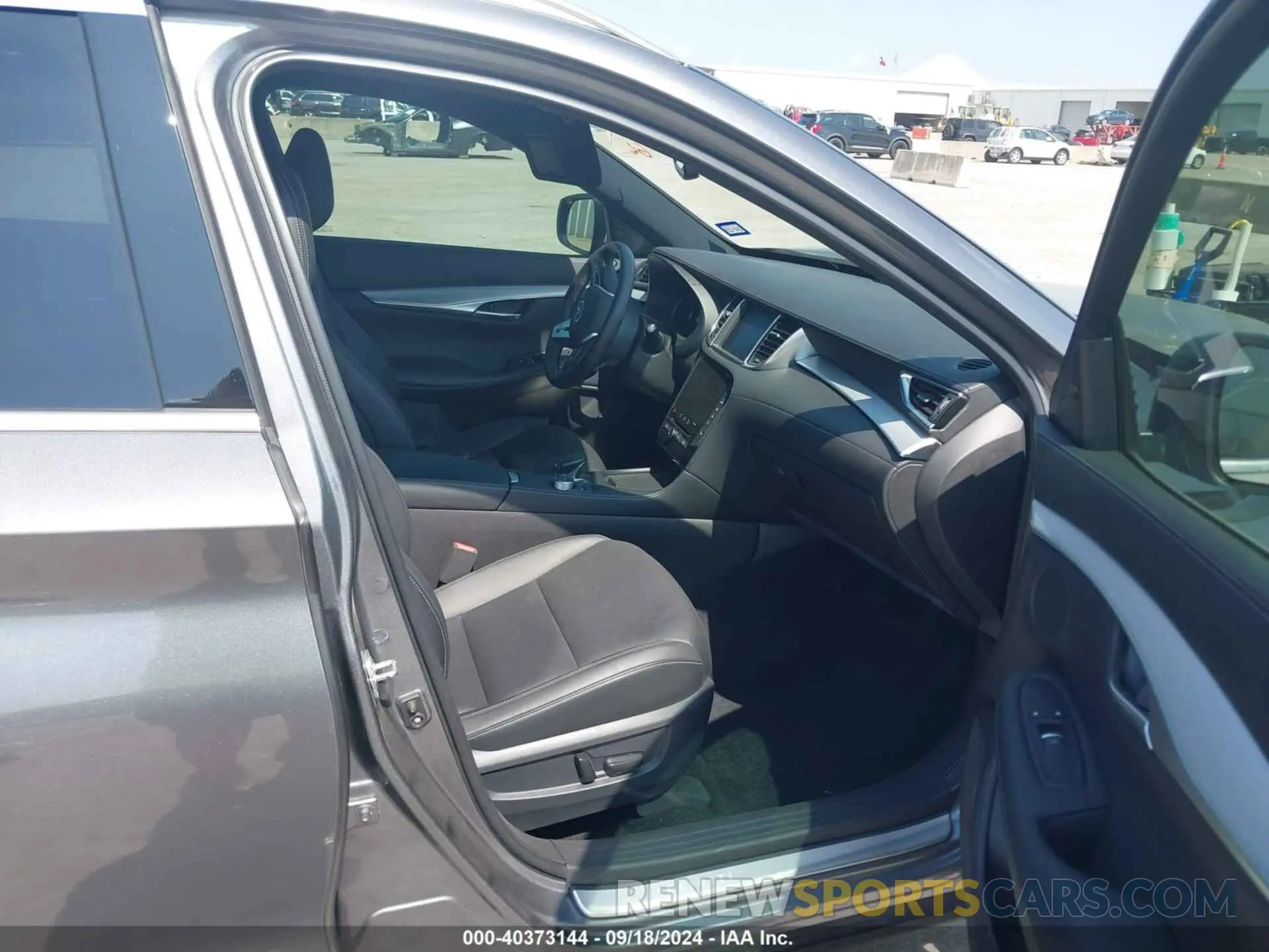 5 fotografías del automóvil dañado 3PCAJ5BA7MF109969 INFINITI QX50 2021