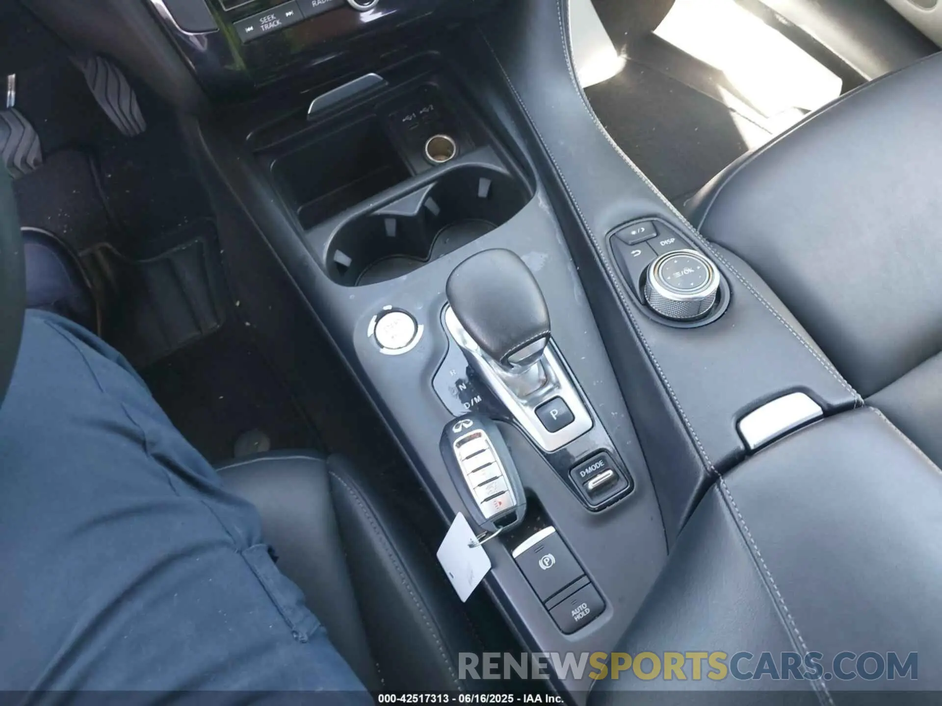 11 fotografías del automóvil dañado 3PCAJ5BA7MF111494 INFINITI QX50 2021