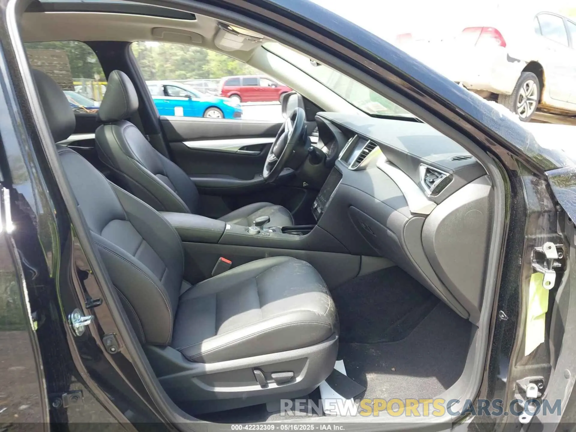 5 fotografías del automóvil dañado 3PCAJ5BB3MF109038 INFINITI QX50 2021