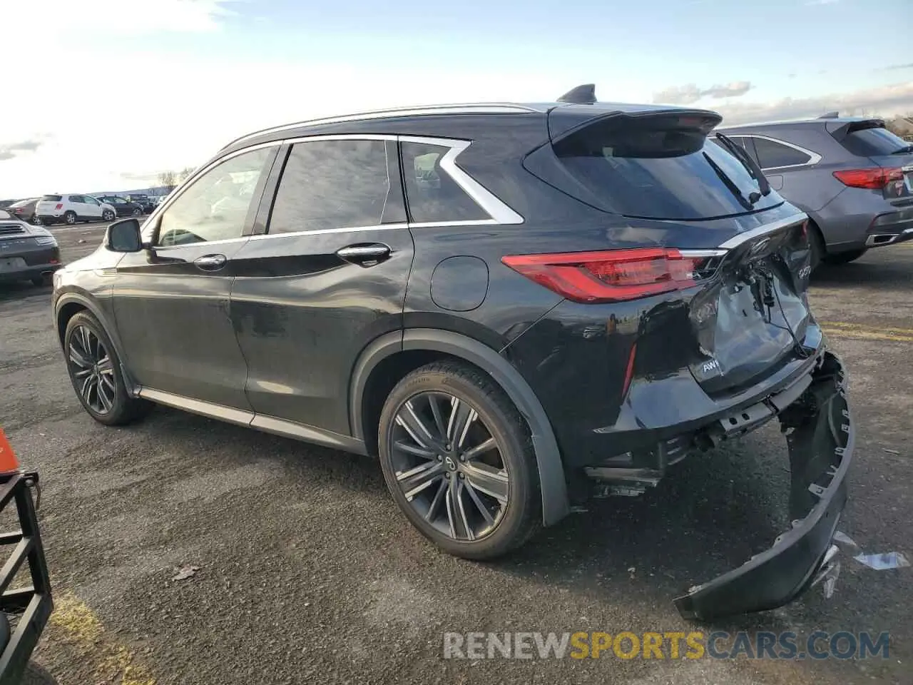 2 fotografías del automóvil dañado 3PCAJ5BB4MF124468 INFINITI QX50 2021