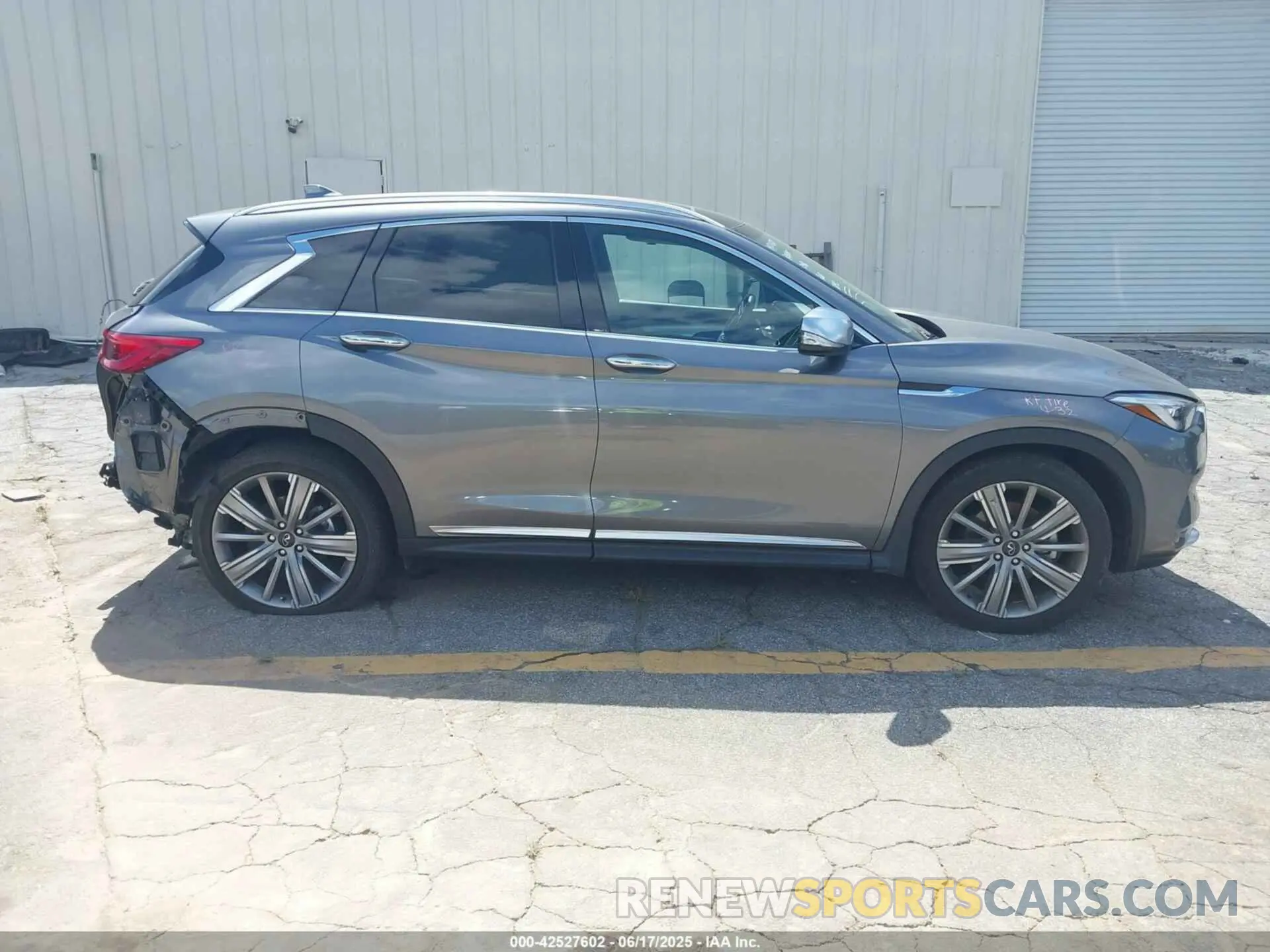13 fotografías del automóvil dañado 3PCAJ5CA3MF115346 INFINITI QX50 2021