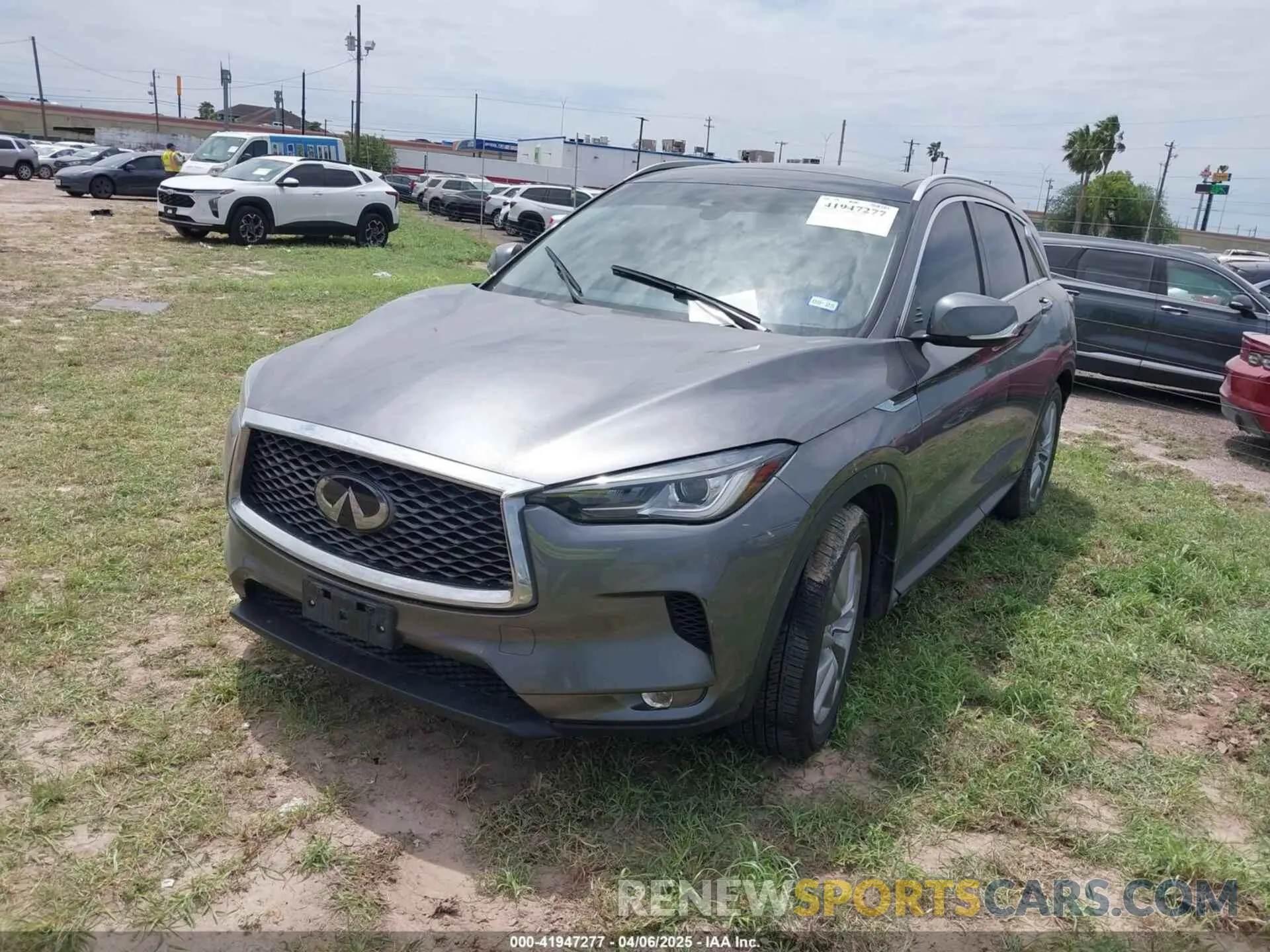 2 fotografías del automóvil dañado 3PCAJ5BA8NF120450 INFINITI QX50 2022