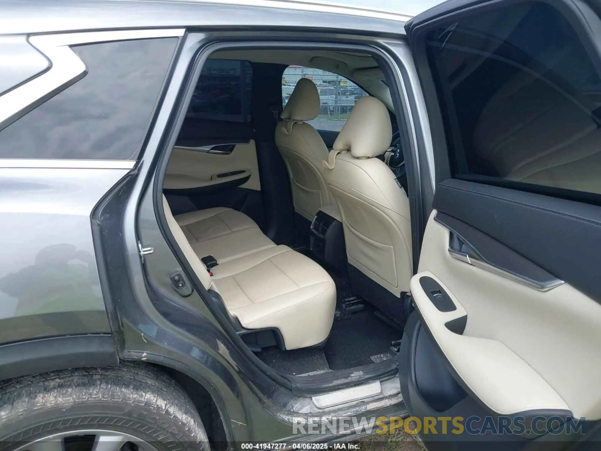 8 fotografías del automóvil dañado 3PCAJ5BA8NF120450 INFINITI QX50 2022