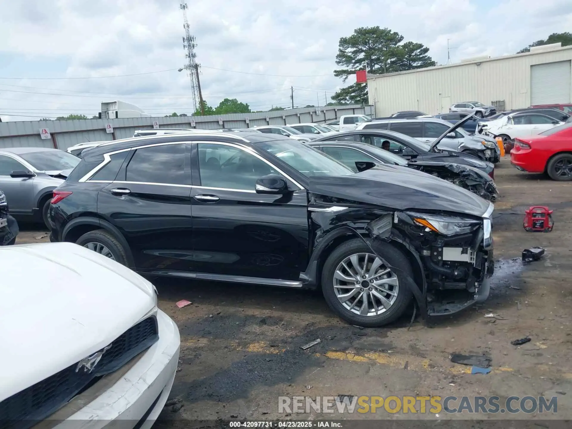 13 fotografías del automóvil dañado 3PCAJ5BA7PF116022 INFINITI QX50 2023
