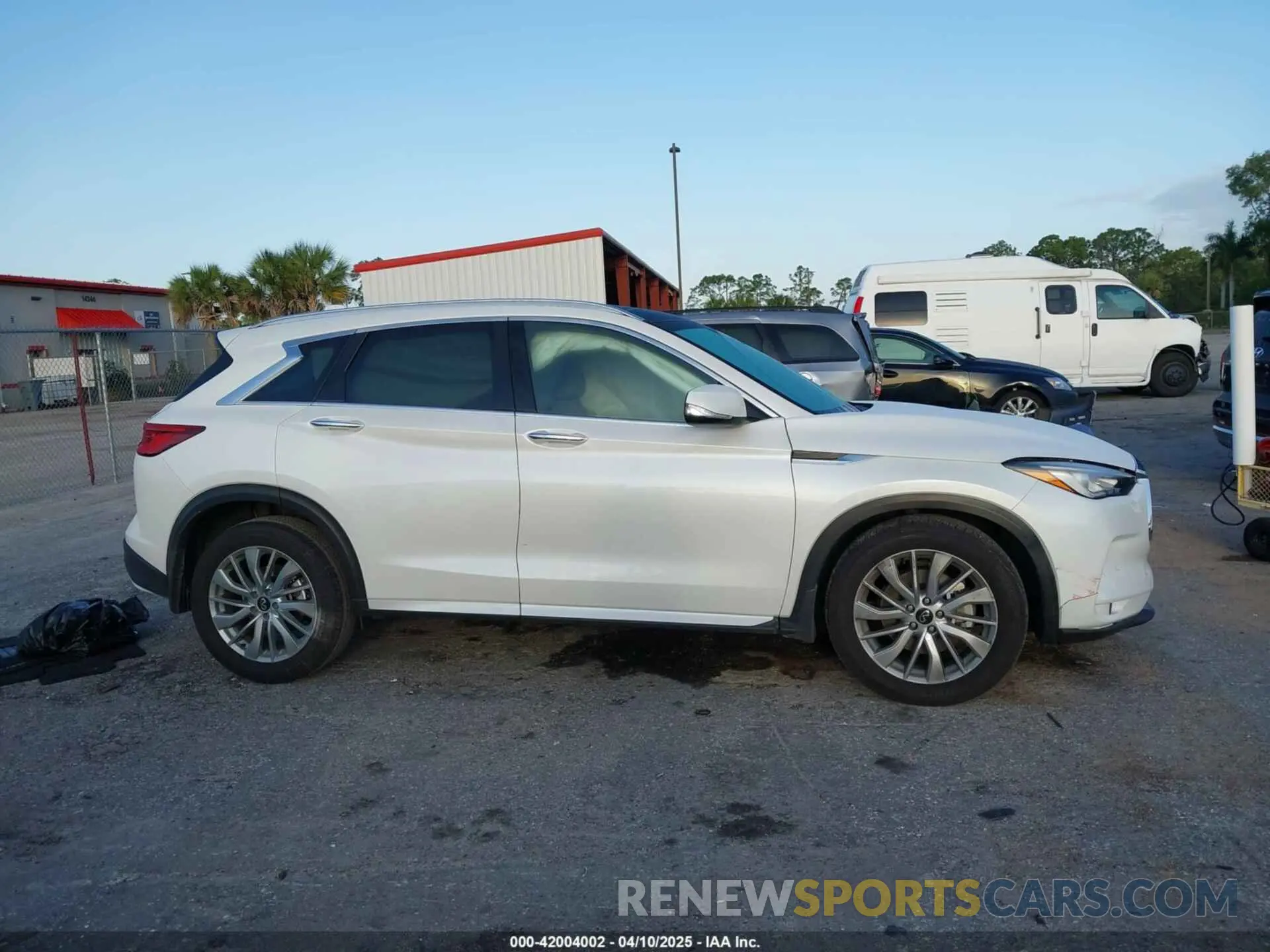 13 fotografías del automóvil dañado 3PCAJ5BA1RF108713 INFINITI QX50 2024