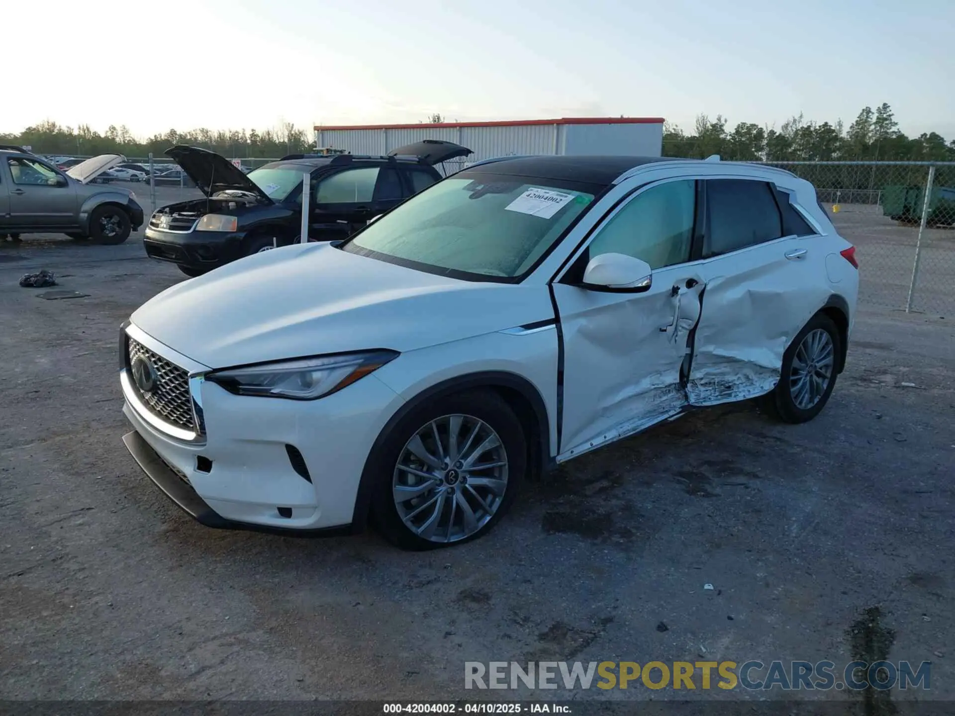2 fotografías del automóvil dañado 3PCAJ5BA1RF108713 INFINITI QX50 2024