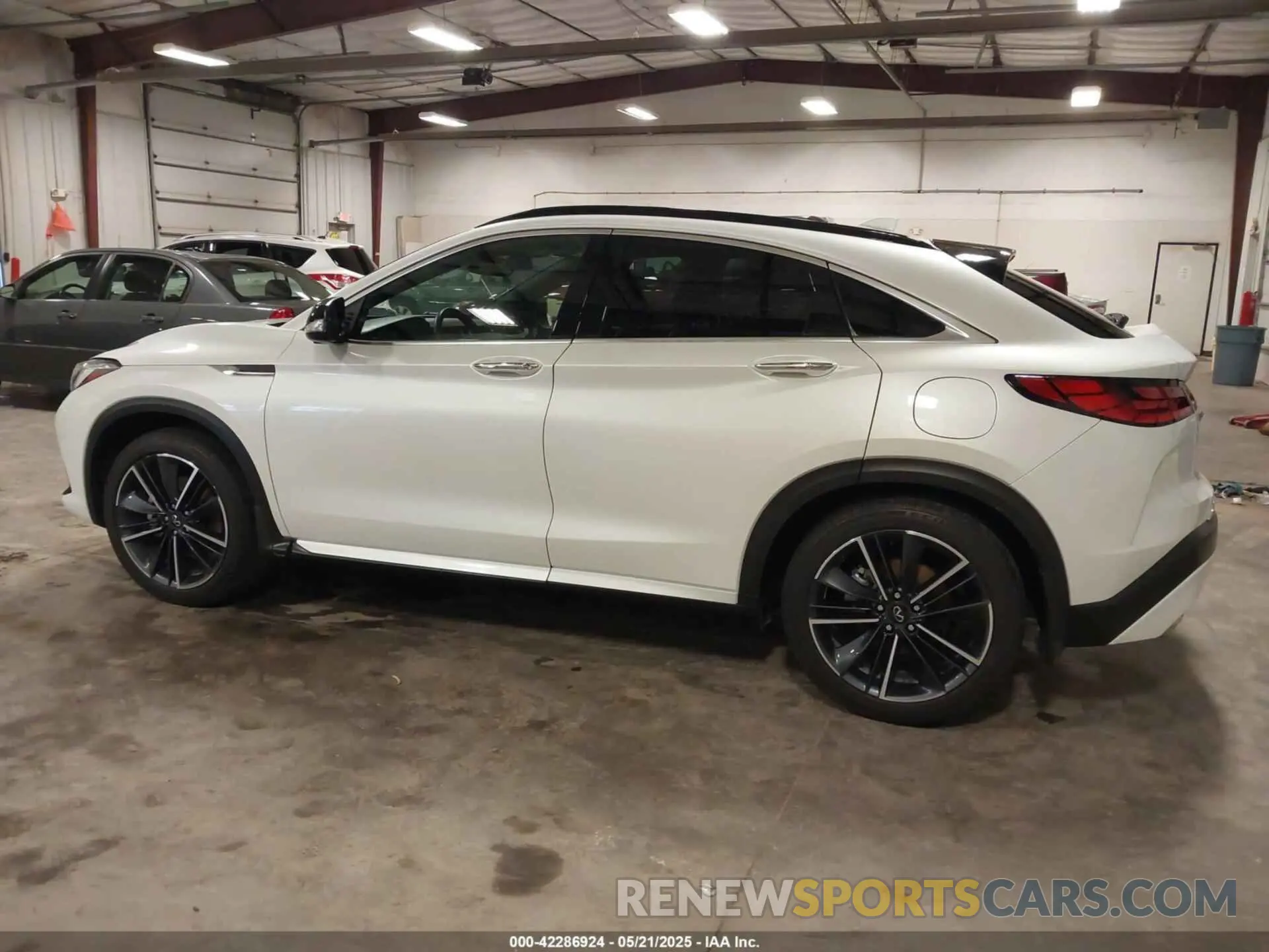 14 fotografías del automóvil dañado 3PCAJ5KR3PF121093 INFINITI QX55 2023