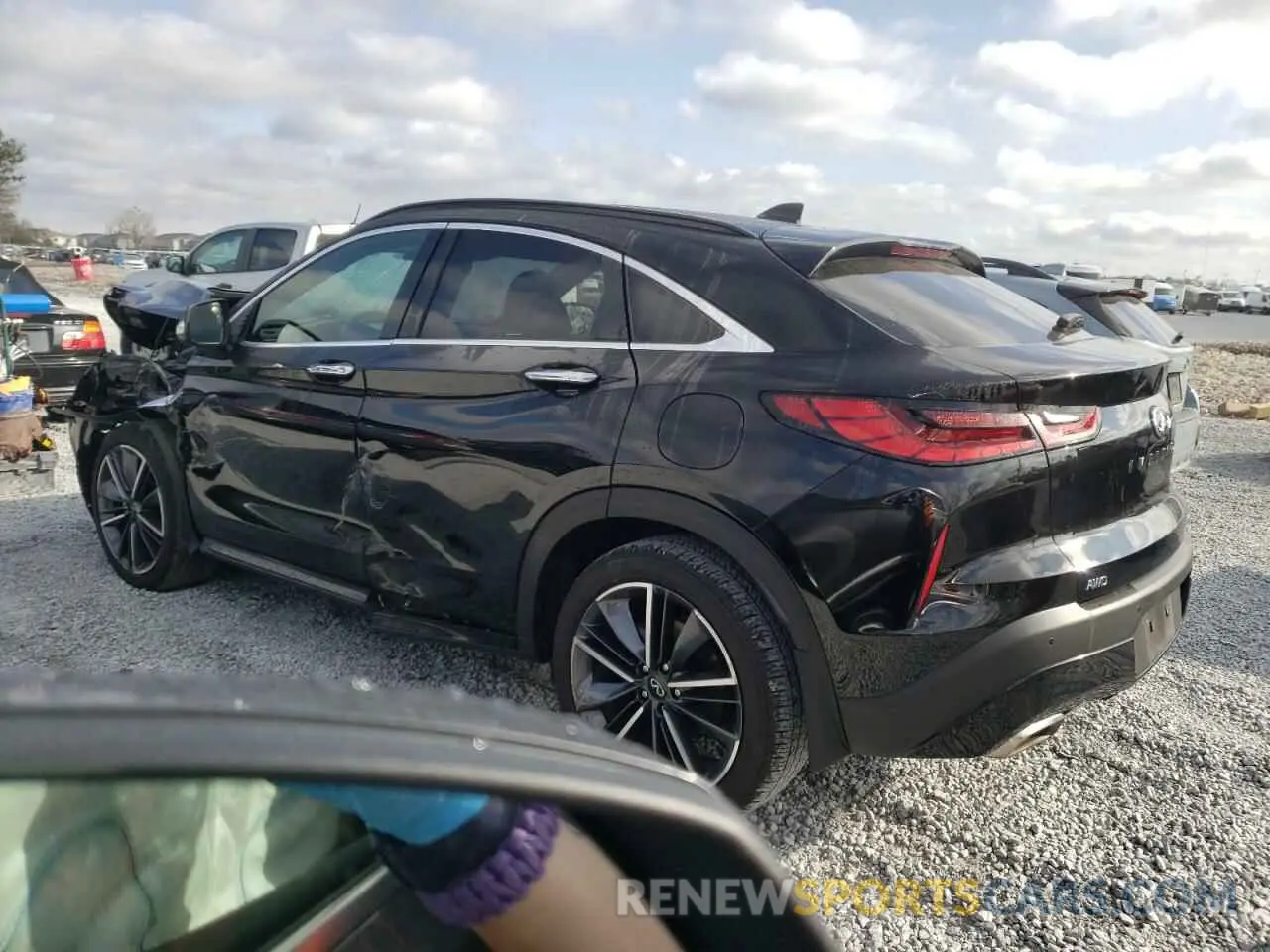 2 fotografías del automóvil dañado 3PCAJ5KRXRF108182 INFINITI QX55 ESSEN 2024