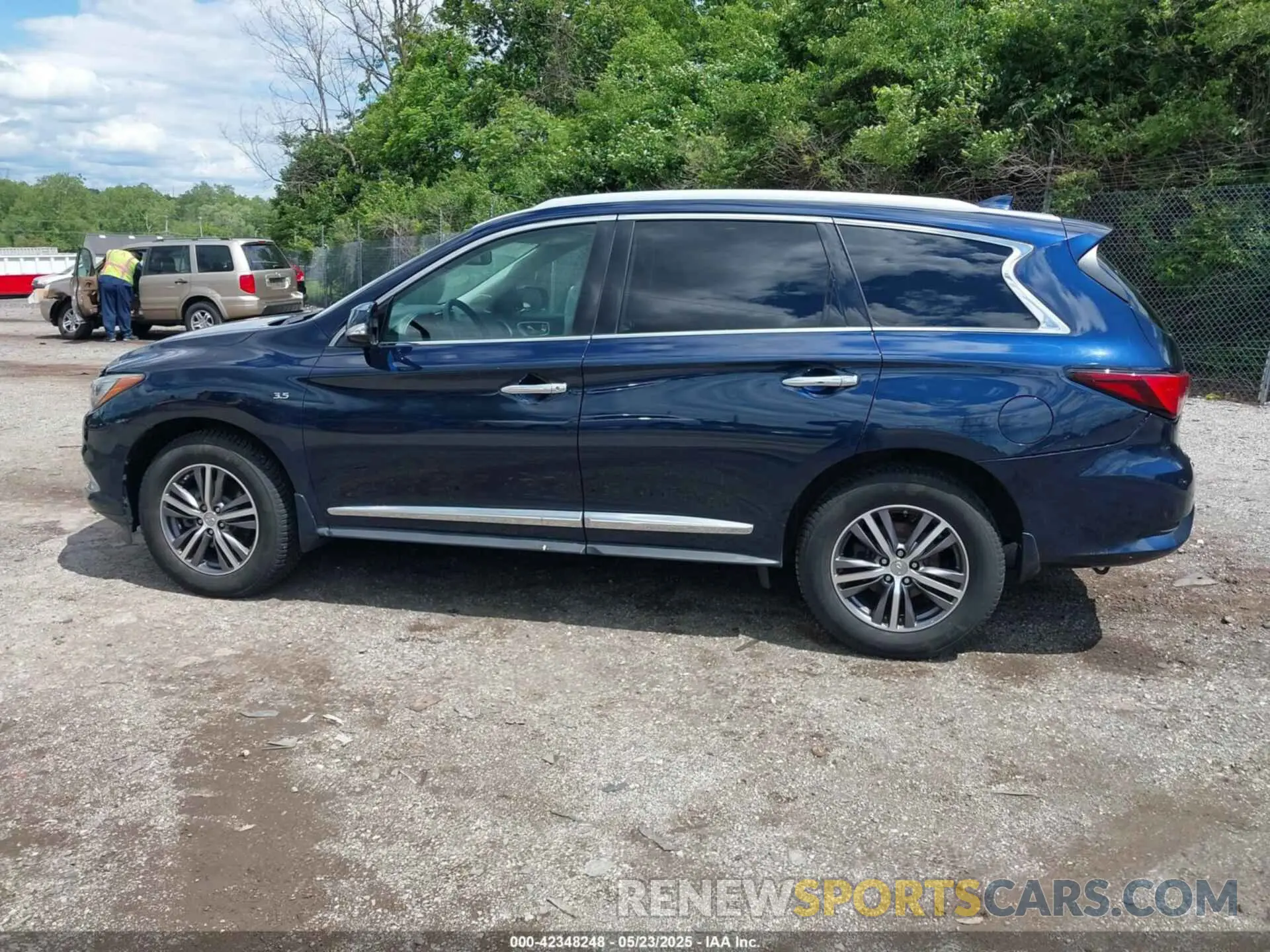 15 fotografías del automóvil dañado 5N1DL0MM6KC509996 INFINITI QX60 2019