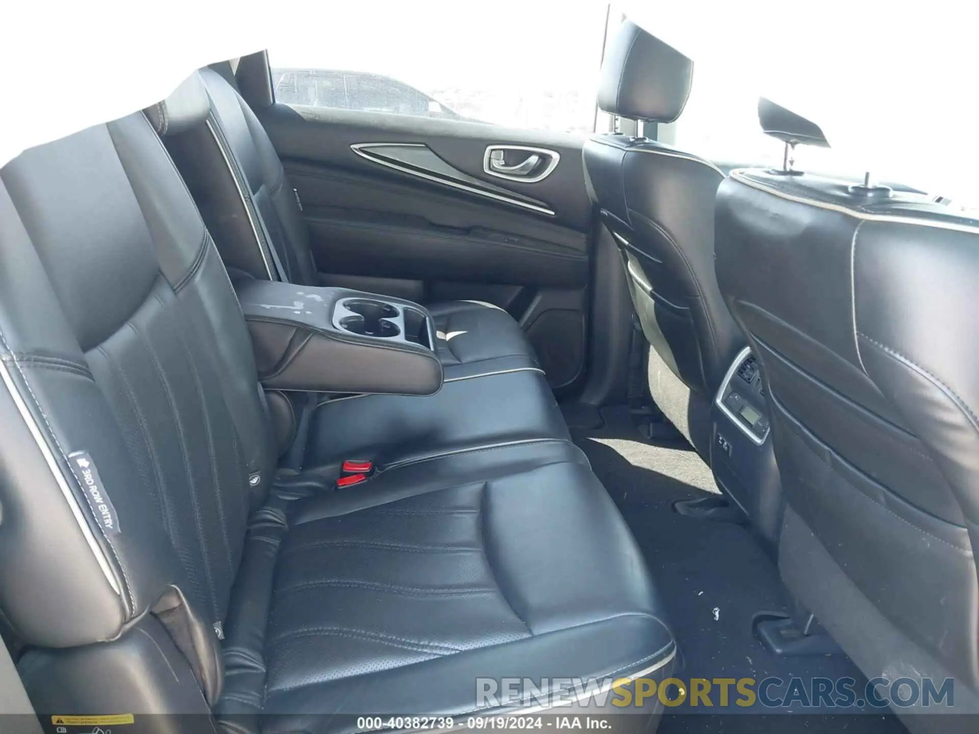 8 fotografías del automóvil dañado 5N1DL0MM6KC523235 INFINITI QX60 2019