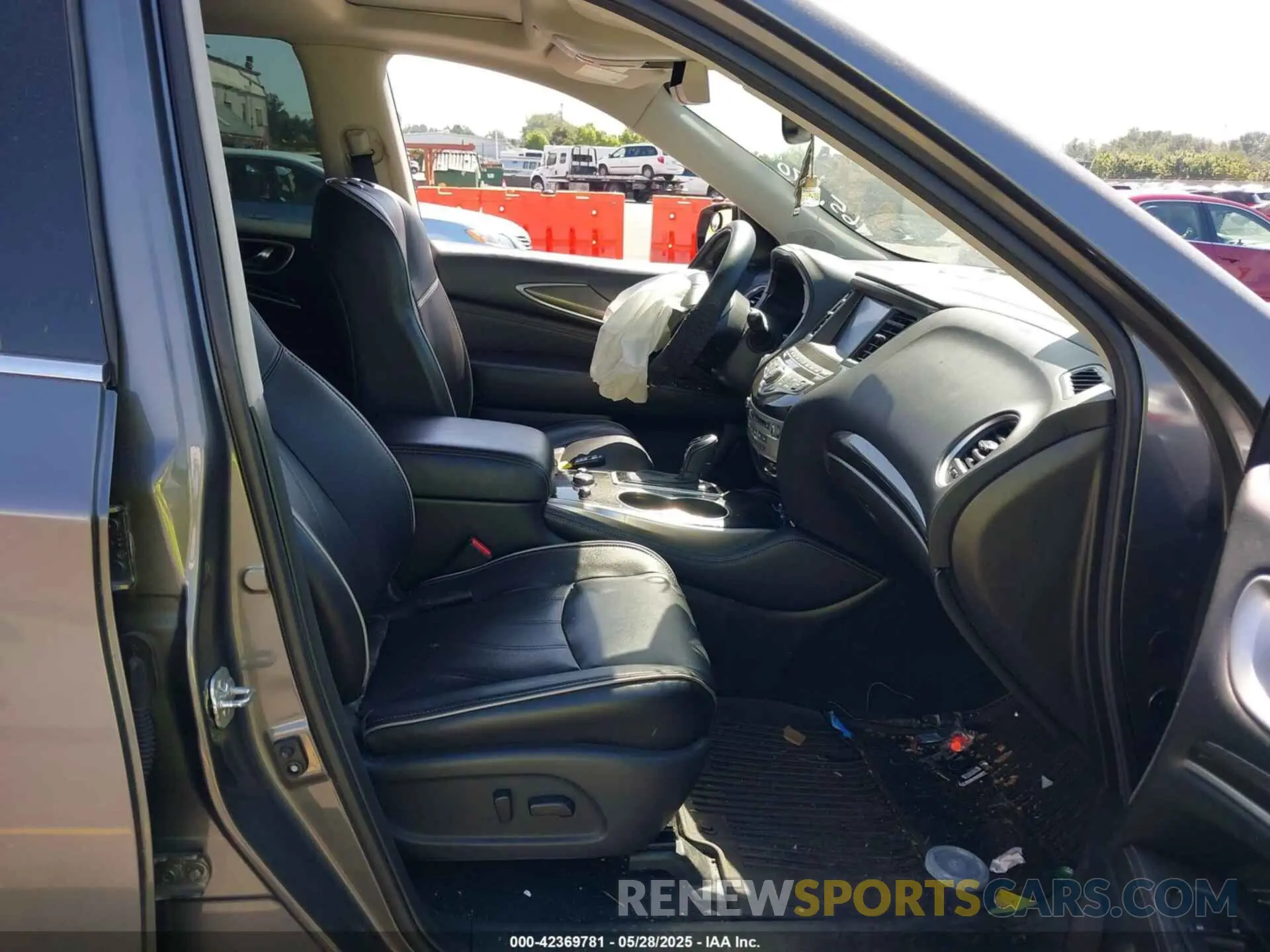 5 fotografías del automóvil dañado 5N1DL0MM6KC558342 INFINITI QX60 2019