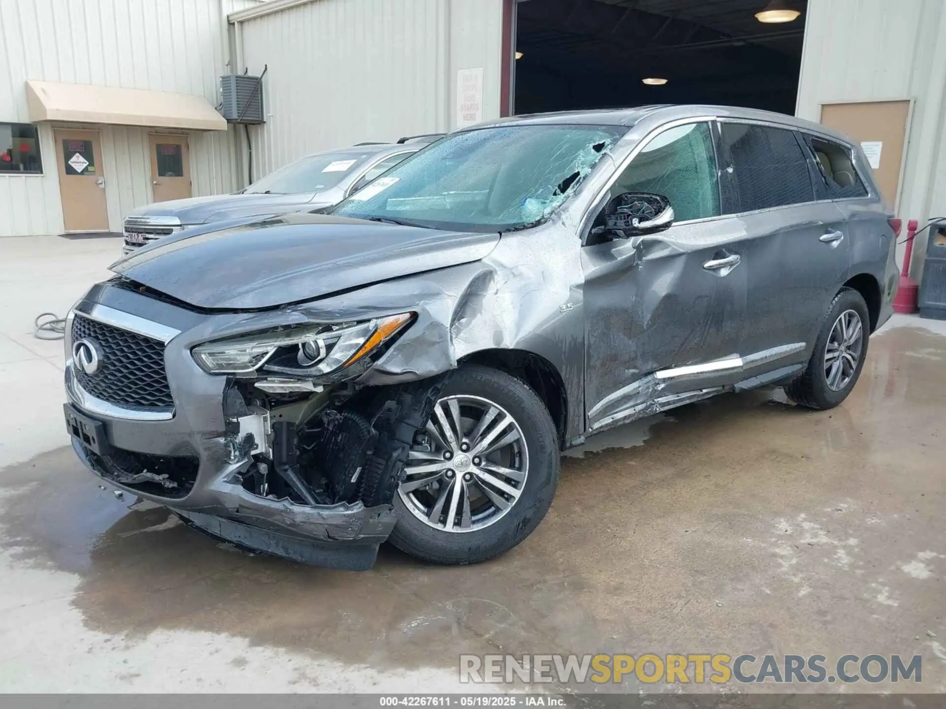 2 fotografías del automóvil dañado 5N1DL0MM6KC567199 INFINITI QX60 2019