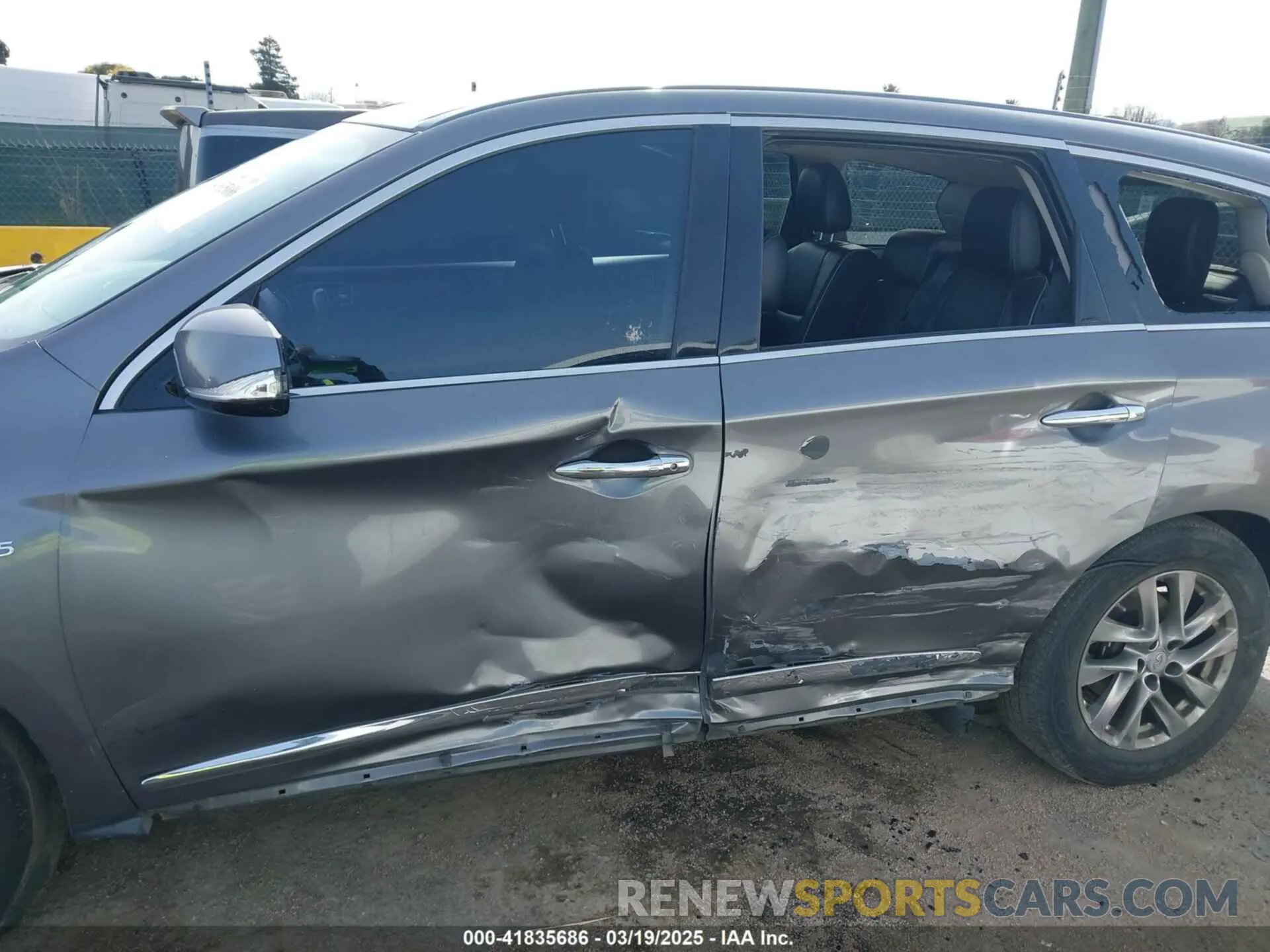 14 fotografías del automóvil dañado 5N1DL0MM7KC552081 INFINITI QX60 2019