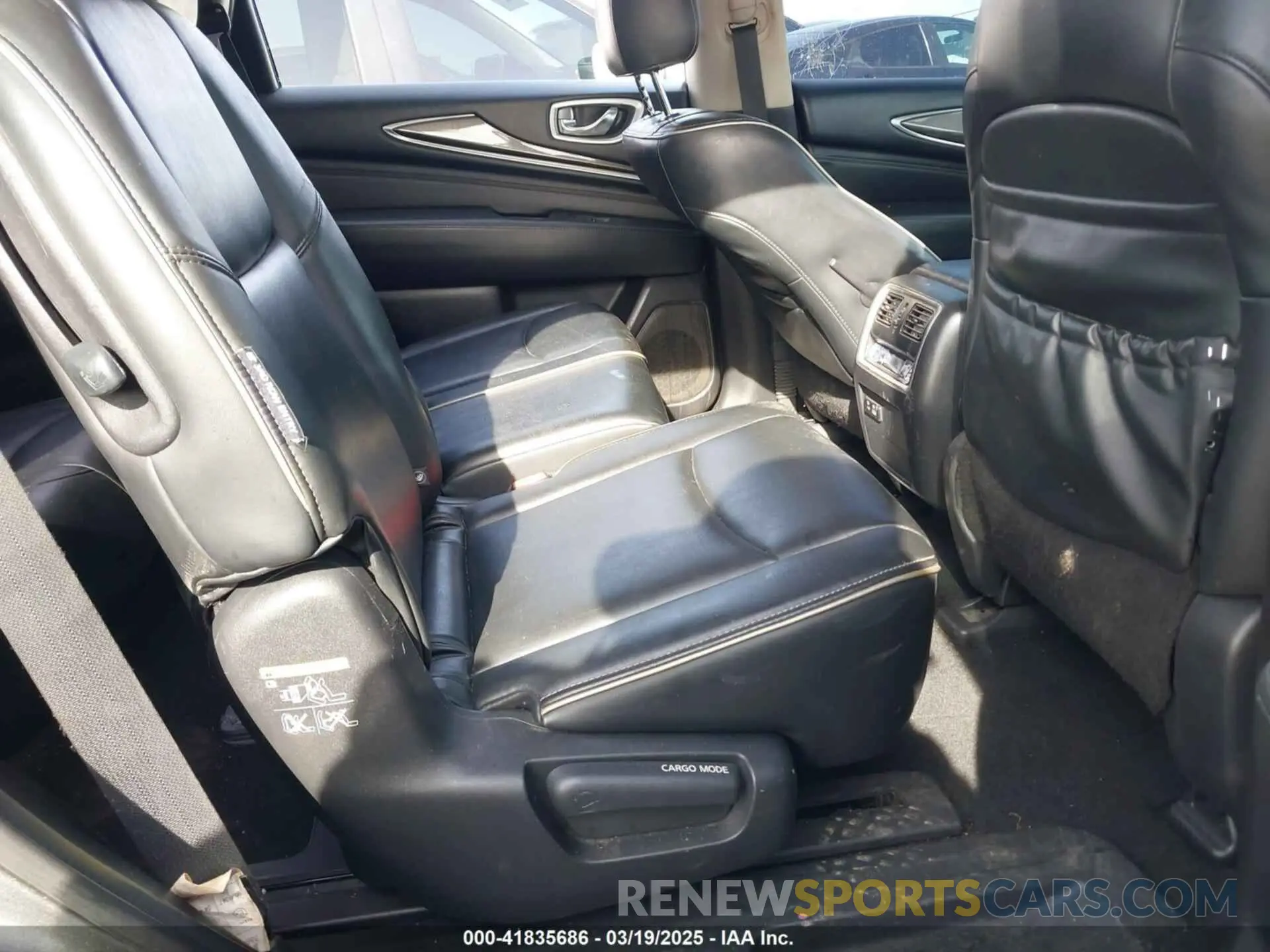 8 fotografías del automóvil dañado 5N1DL0MM7KC552081 INFINITI QX60 2019