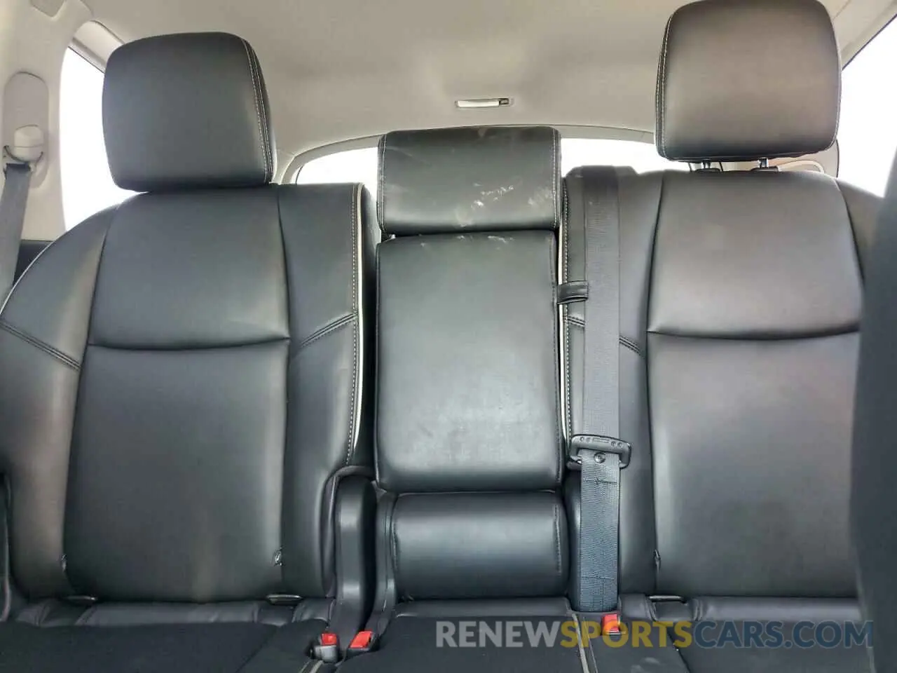 10 fotografías del automóvil dañado 5N1DL0MM8KC534334 INFINITI QX60 2019
