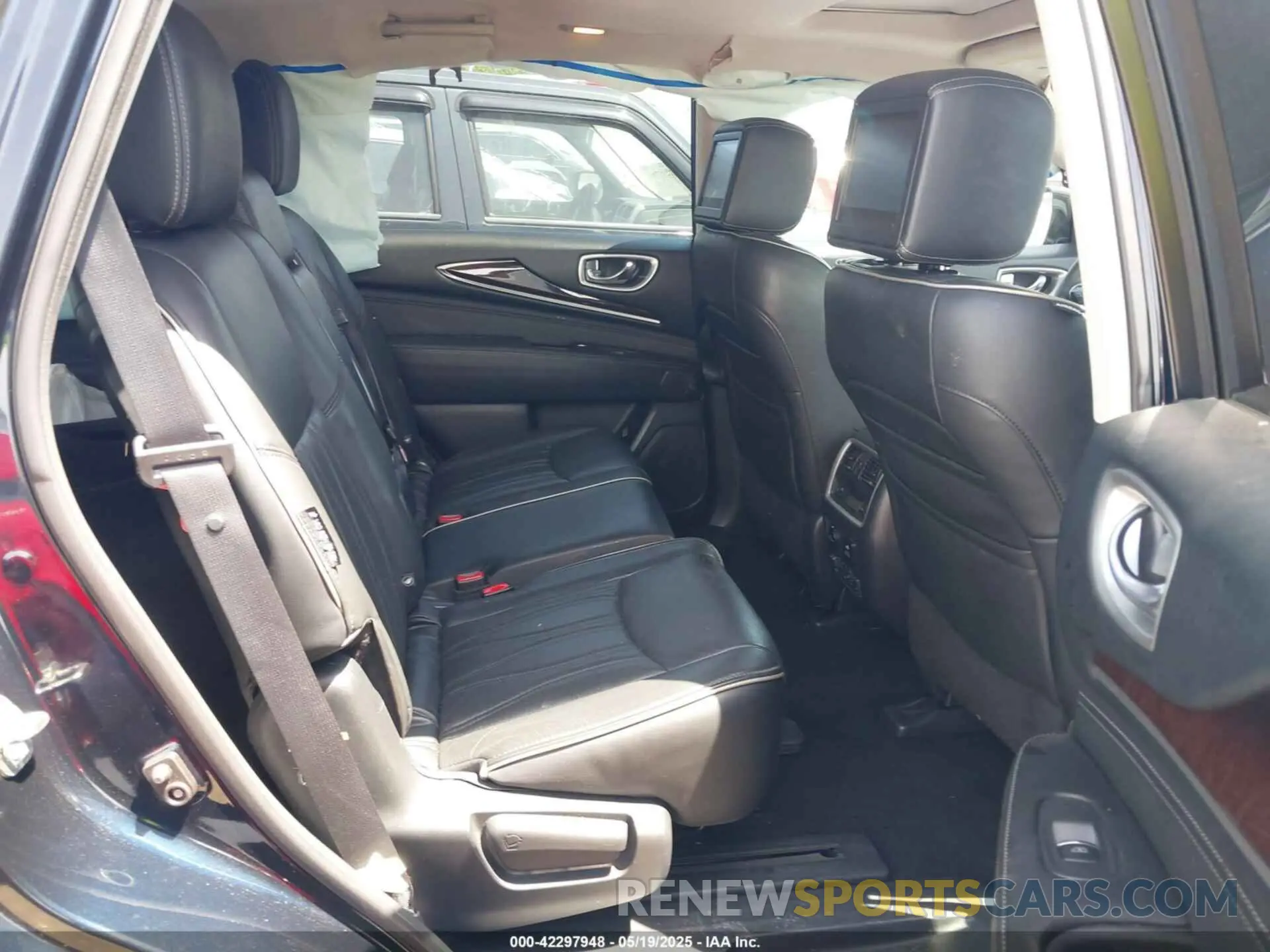 8 fotografías del automóvil dañado 5N1DL0MM8KC558892 INFINITI QX60 2019