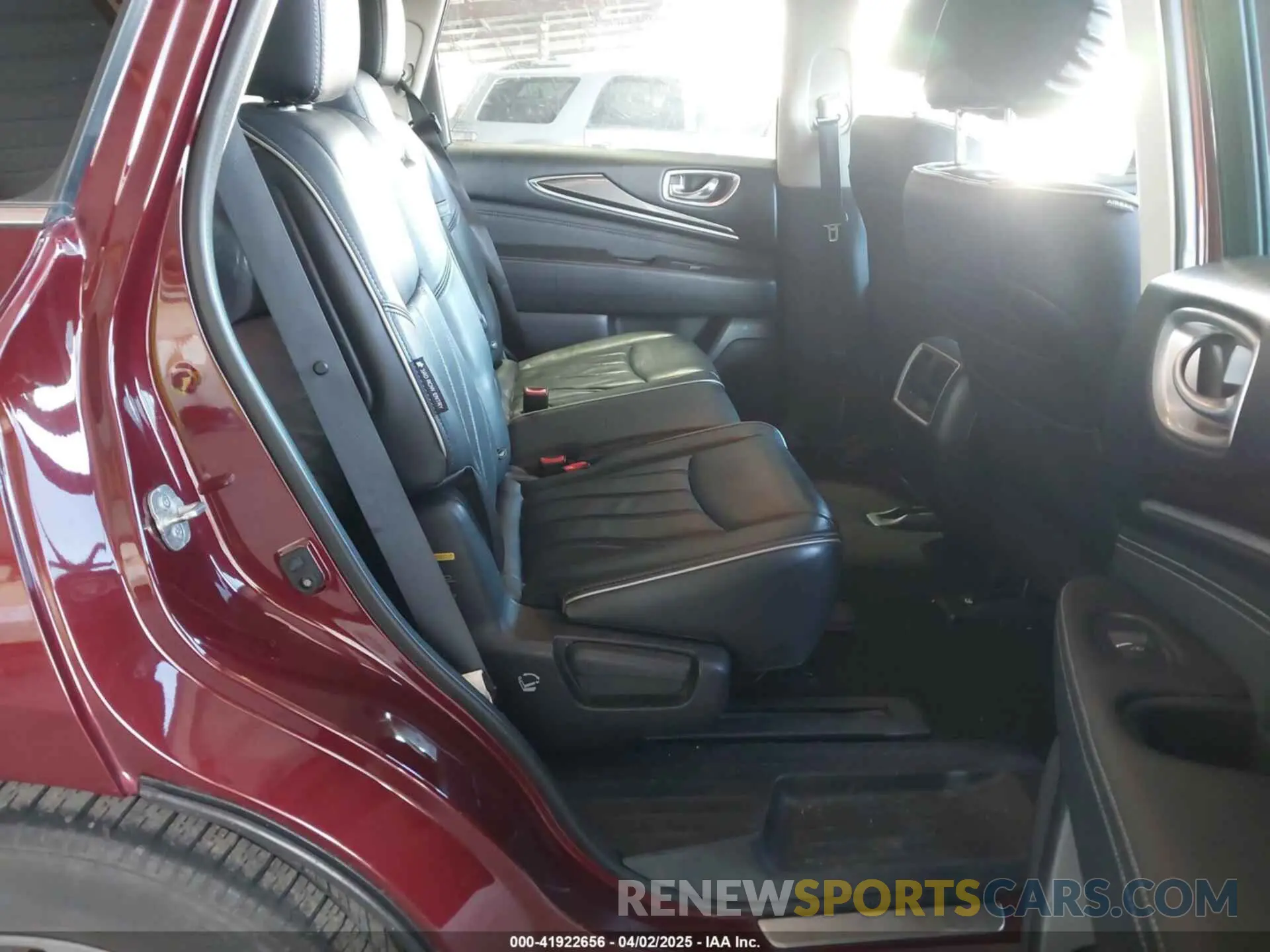 8 fotografías del automóvil dañado 5N1DL0MMXKC506230 INFINITI QX60 2019