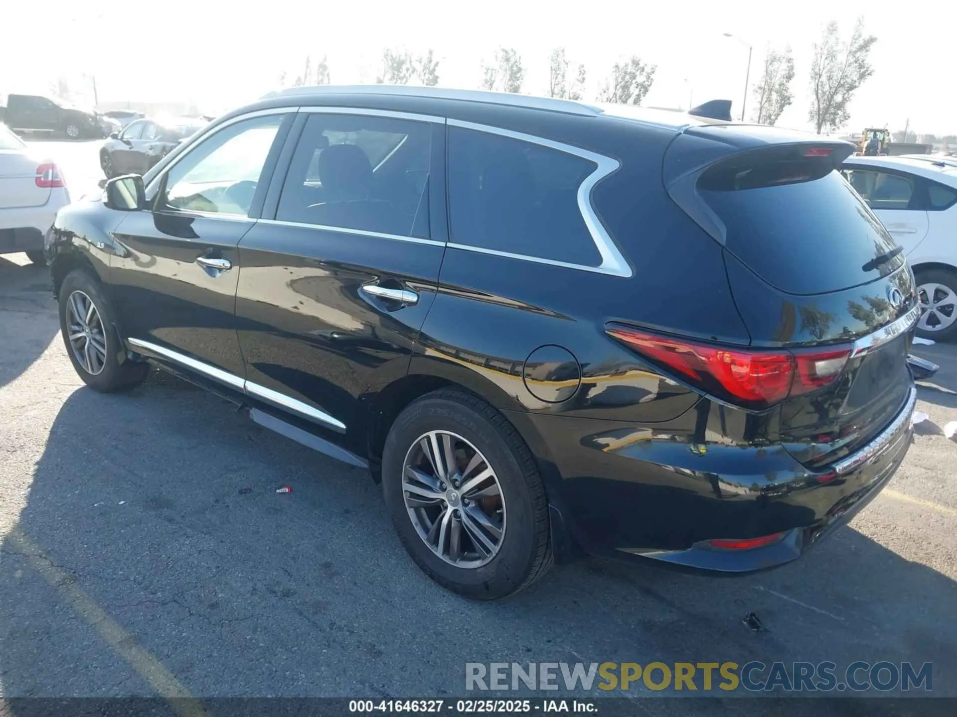 3 fotografías del automóvil dañado 5N1DL0MN0KC502373 INFINITI QX60 2019