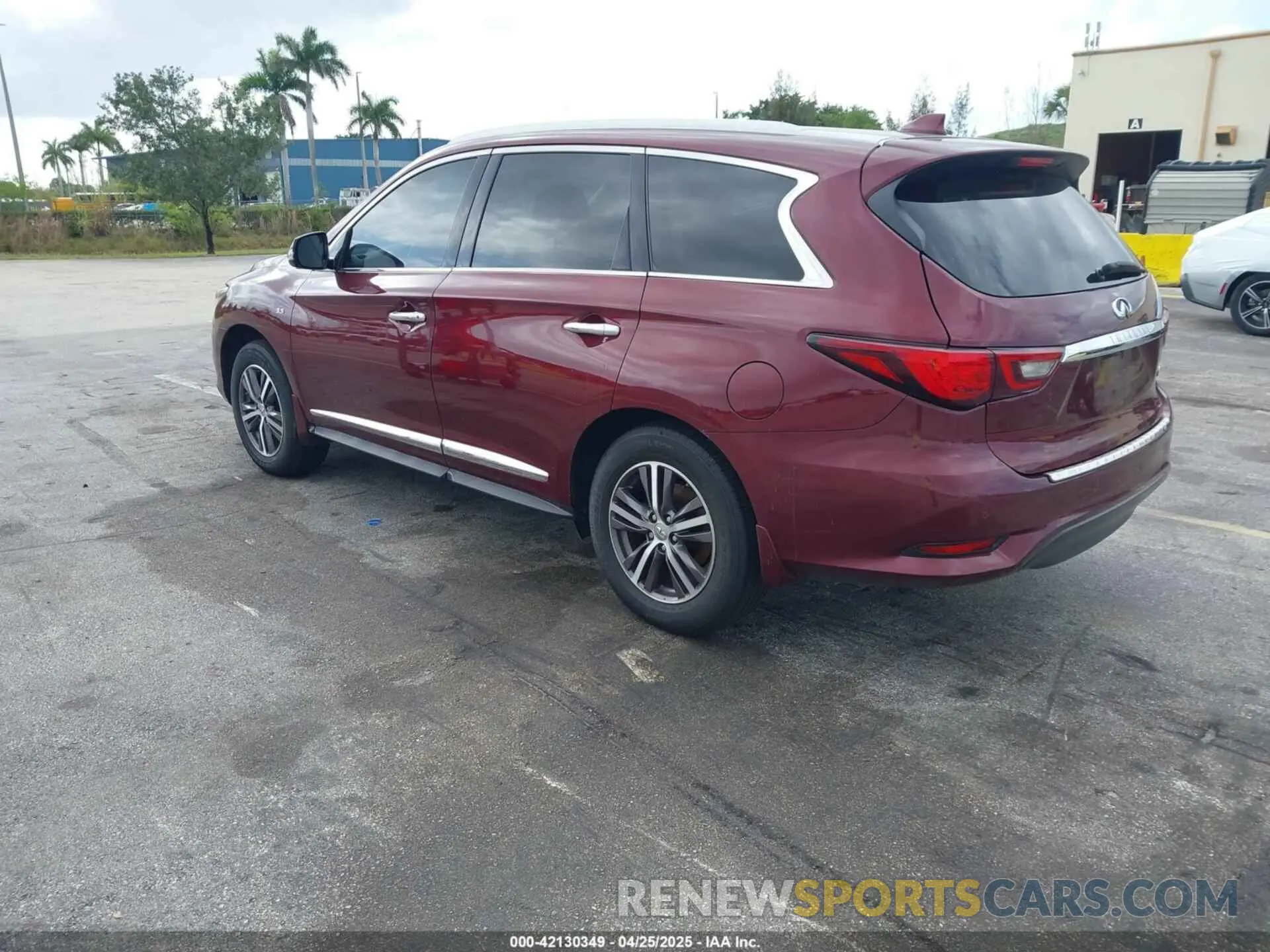3 fotografías del automóvil dañado 5N1DL0MN3KC502044 INFINITI QX60 2019