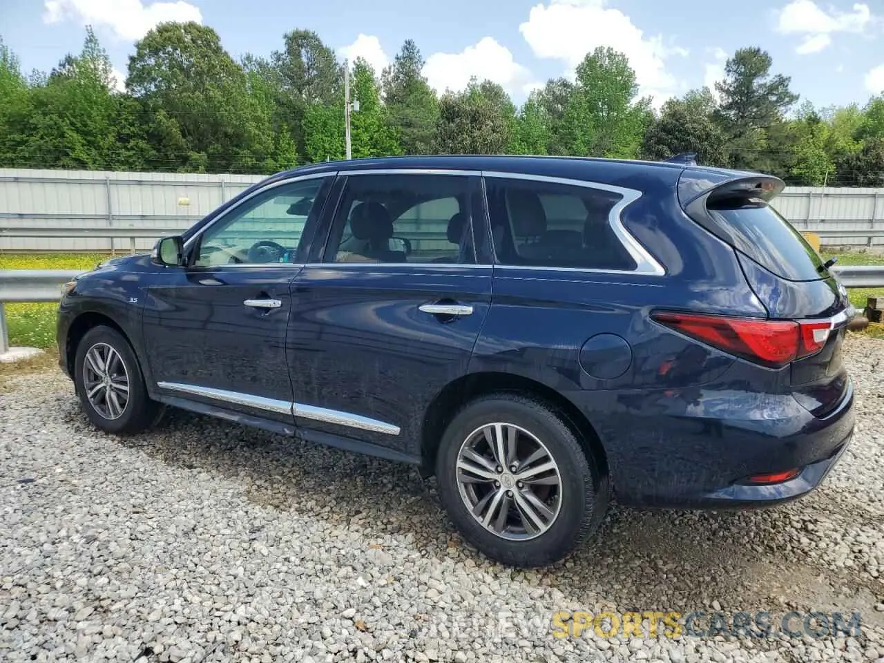 2 fotografías del automóvil dañado 5N1DL0MN3KC524349 INFINITI QX60 2019
