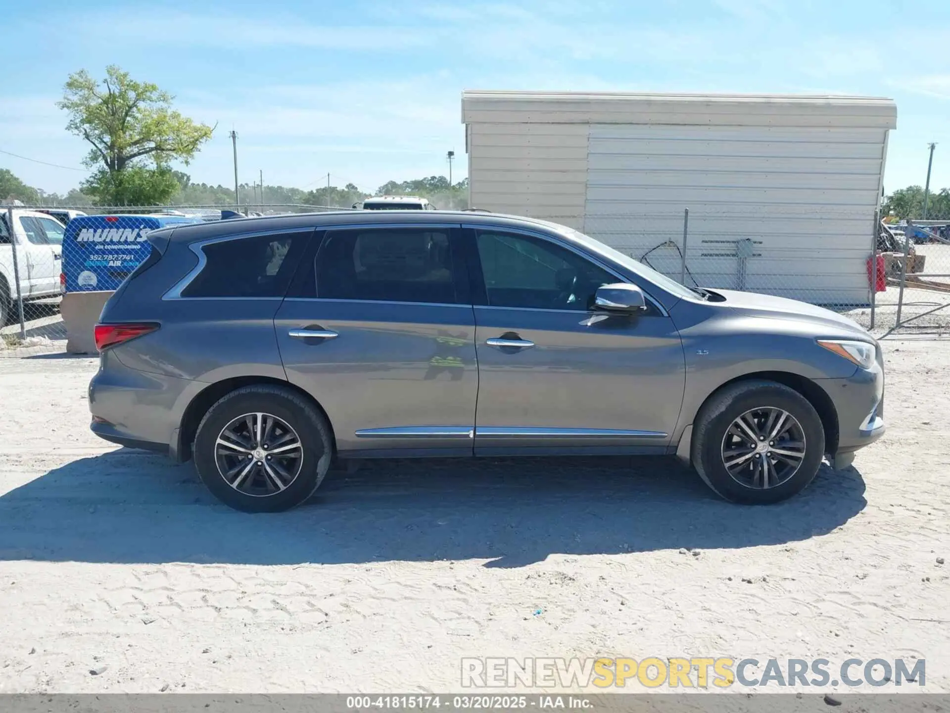 13 fotografías del automóvil dañado 5N1DL0MN3KC528904 INFINITI QX60 2019