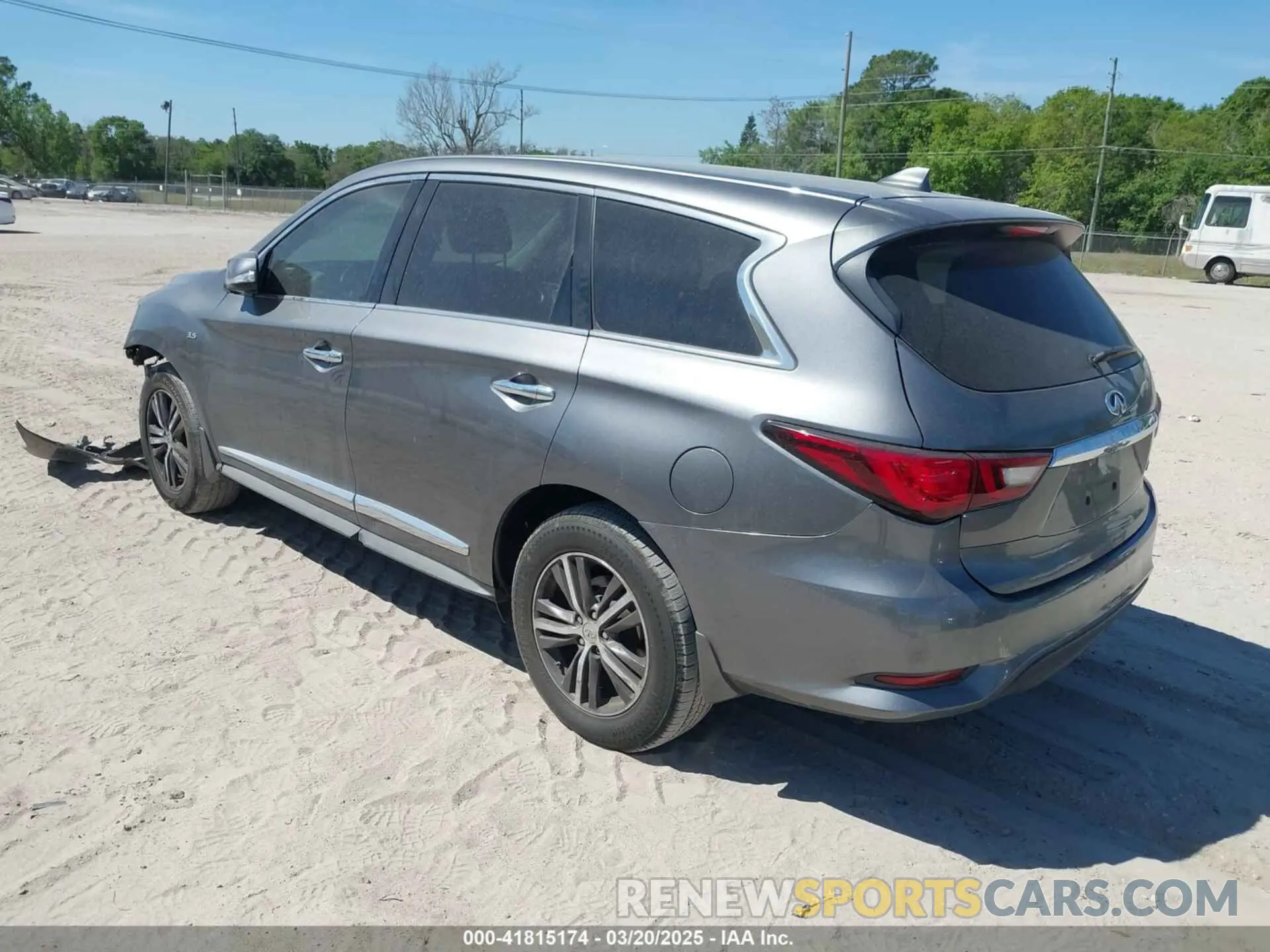 3 fotografías del automóvil dañado 5N1DL0MN3KC528904 INFINITI QX60 2019