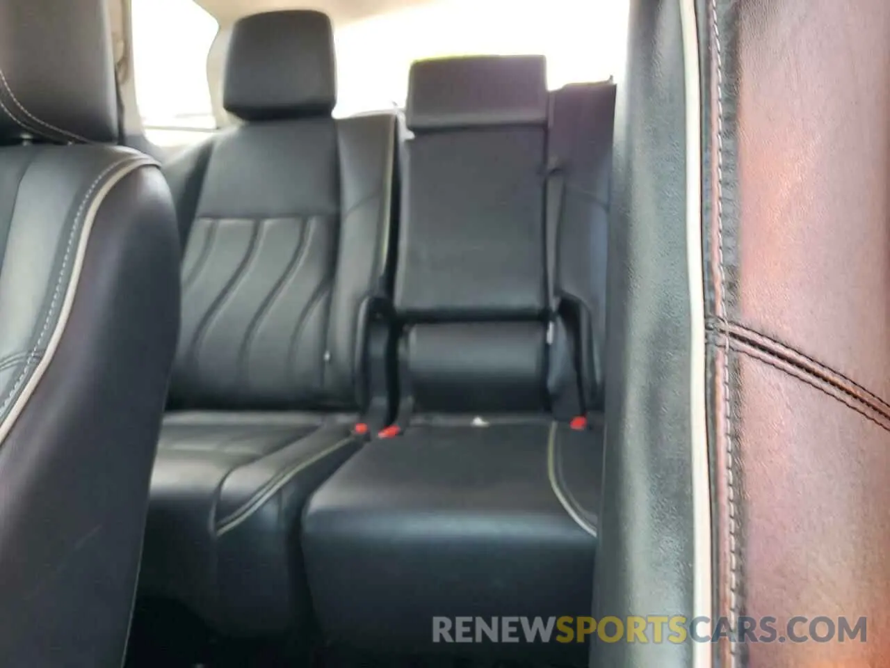 10 fotografías del automóvil dañado 5N1DL0MN4KC511433 INFINITI QX60 2019