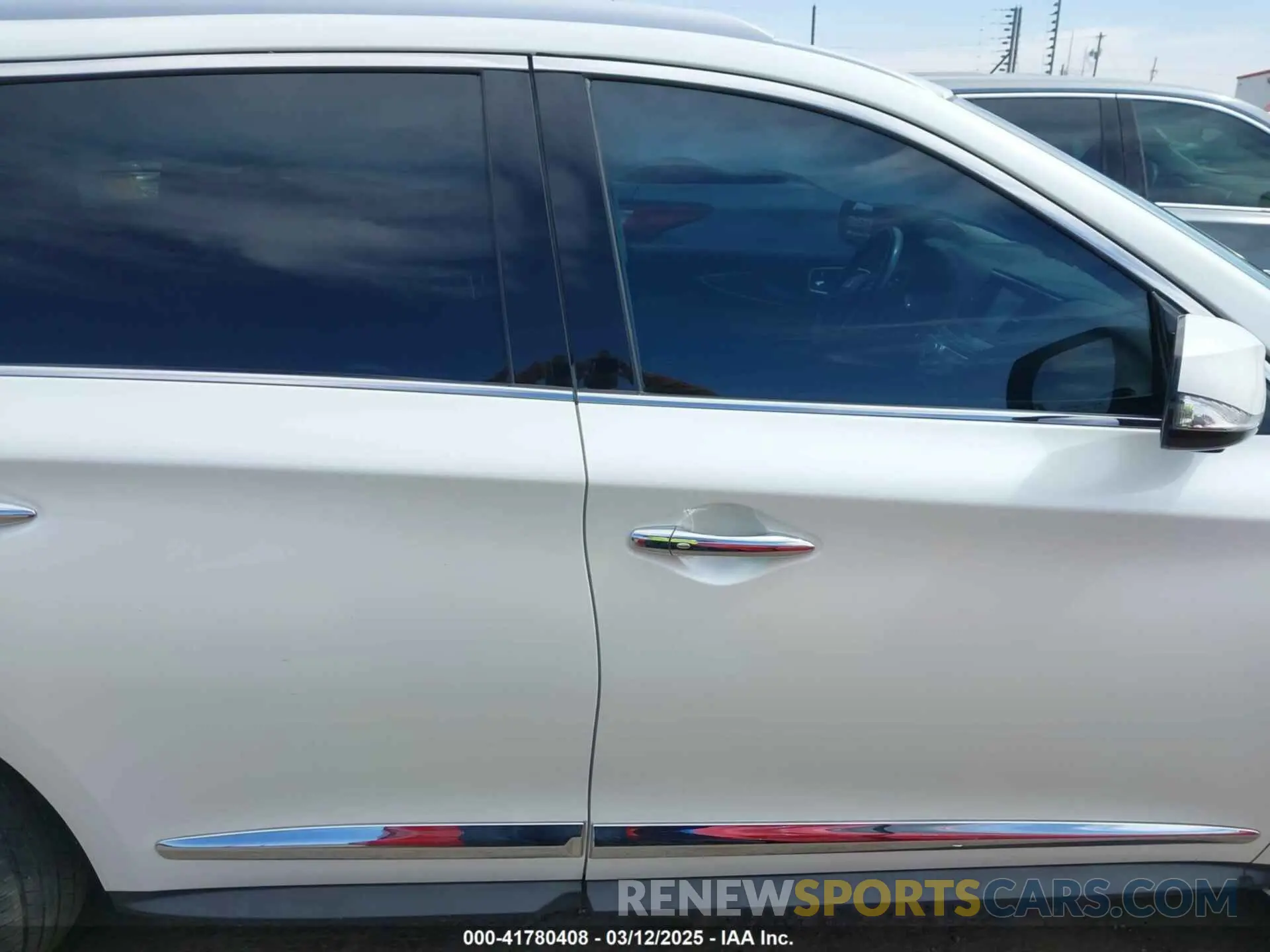 13 fotografías del automóvil dañado 5N1DL0MN5KC503552 INFINITI QX60 2019