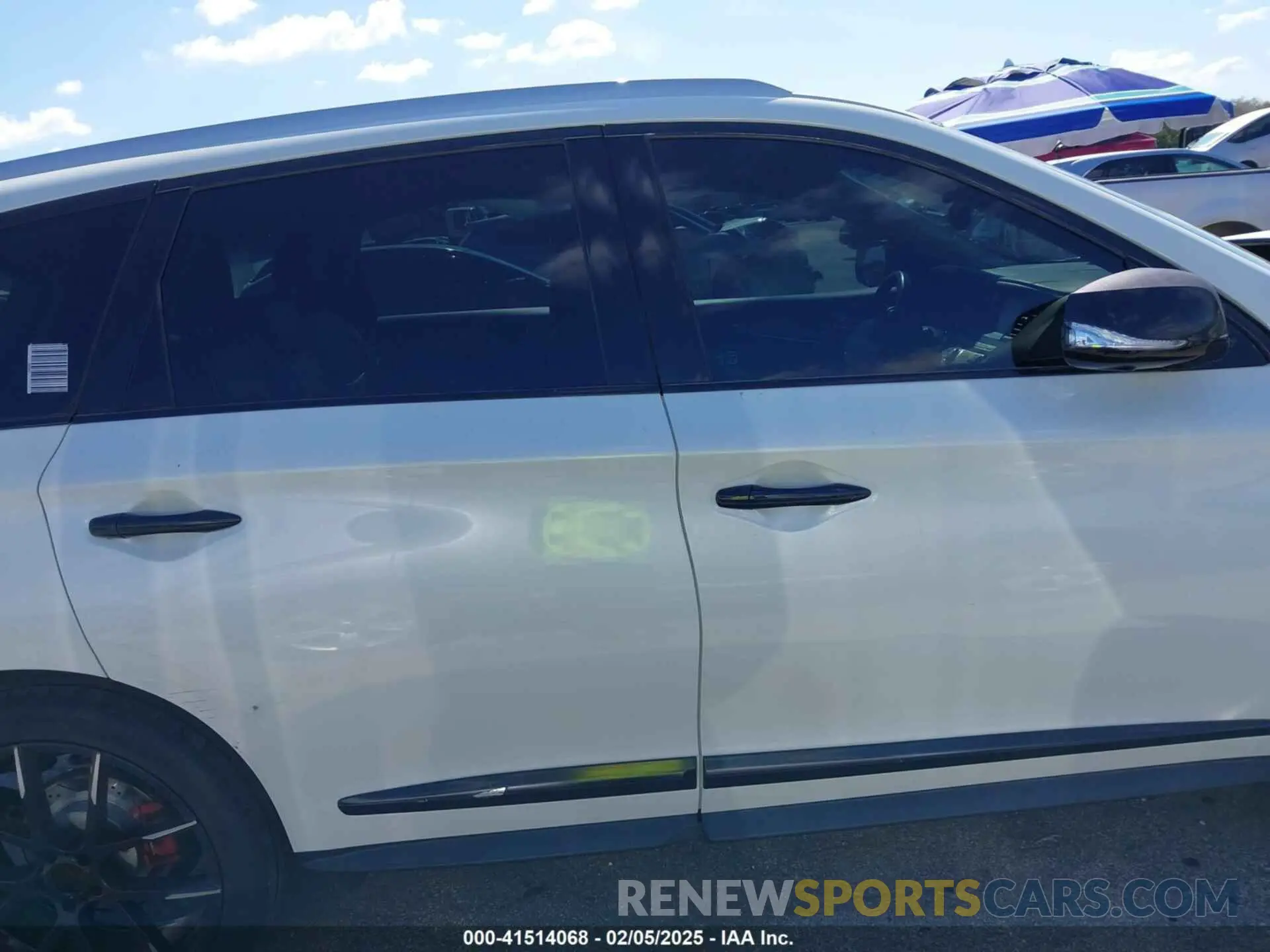 13 fotografías del automóvil dañado 5N1DL0MN6KC502748 INFINITI QX60 2019