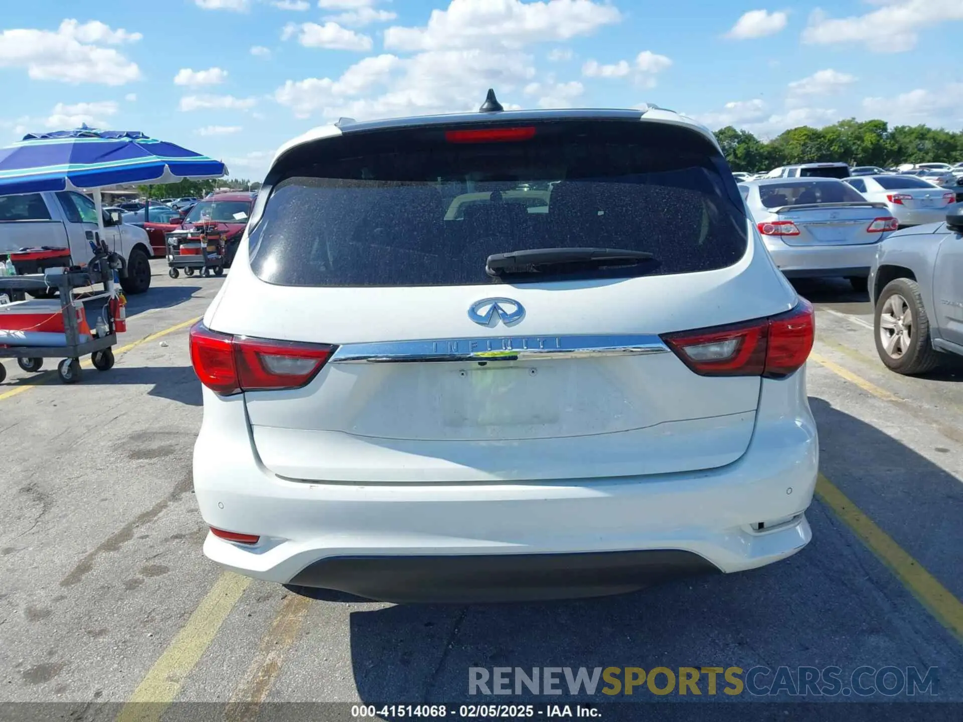16 fotografías del automóvil dañado 5N1DL0MN6KC502748 INFINITI QX60 2019
