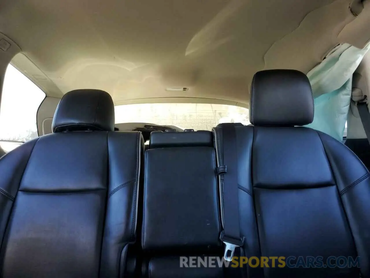 10 fotografías del automóvil dañado 5N1DL0MN6KC516732 INFINITI QX60 2019