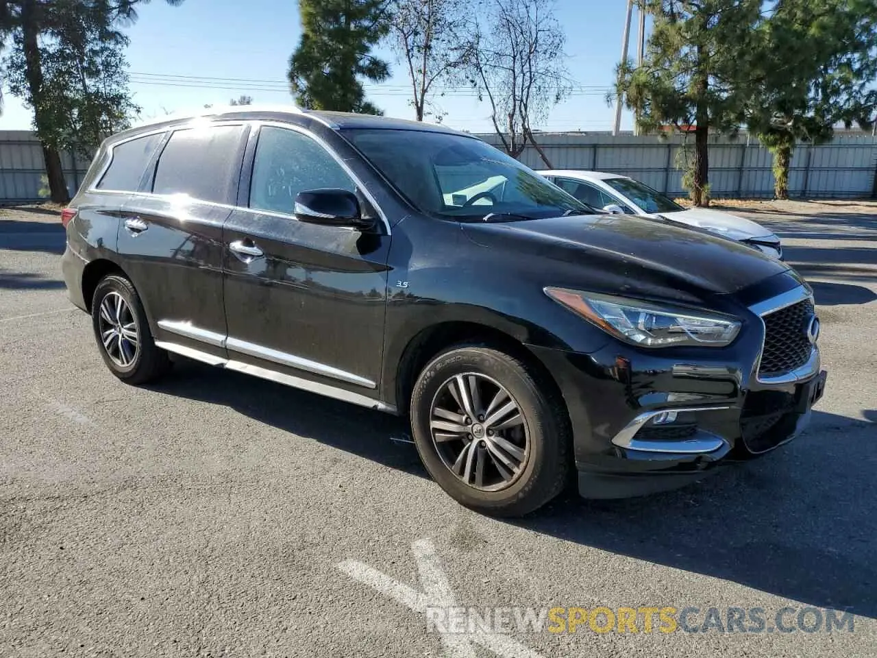 4 fotografías del automóvil dañado 5N1DL0MN6KC516732 INFINITI QX60 2019
