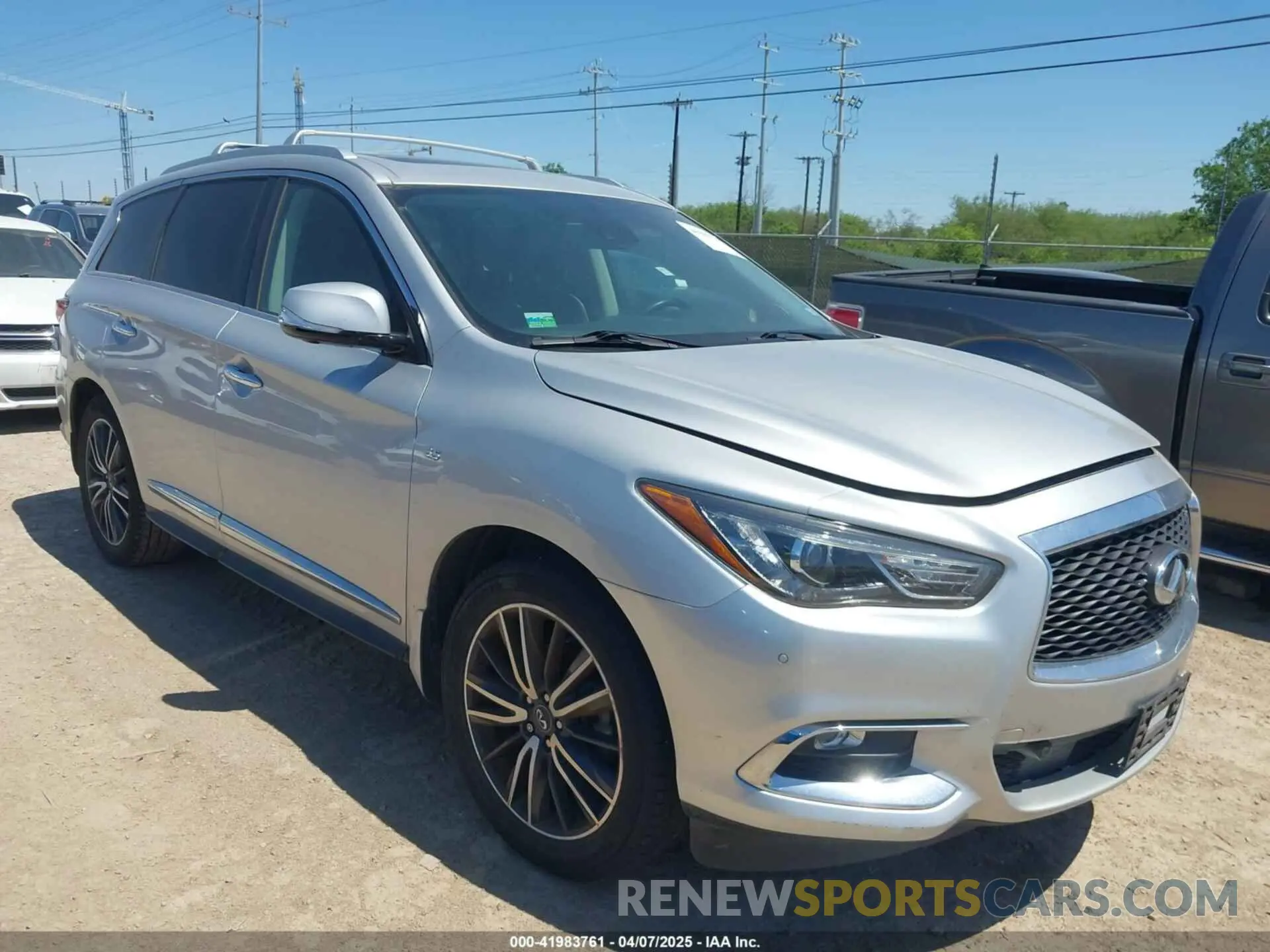 1 fotografías del automóvil dañado 5N1DL0MN7KC565888 INFINITI QX60 2019