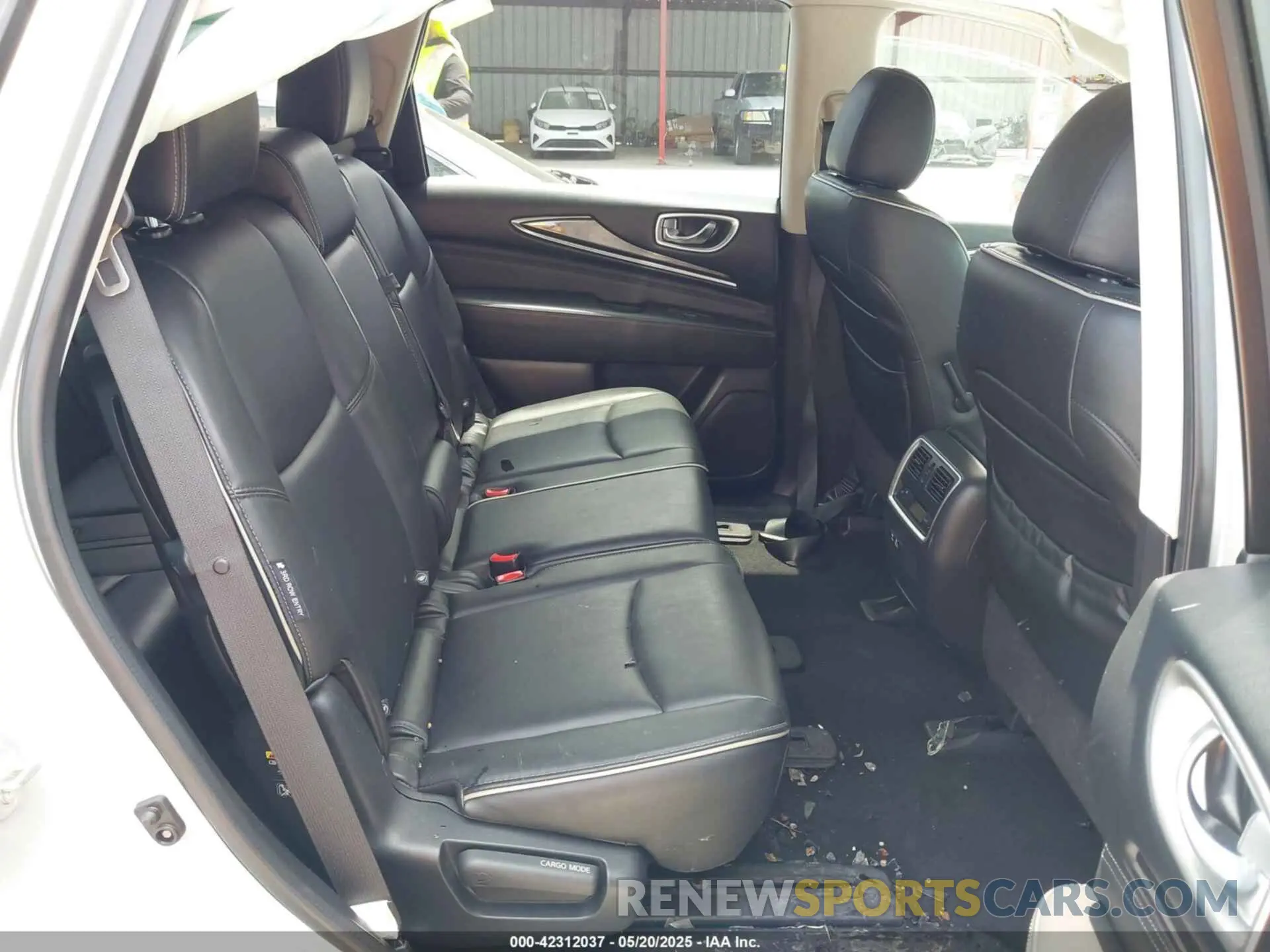 8 fotografías del automóvil dañado 5N1DL0MN8KC548730 INFINITI QX60 2019