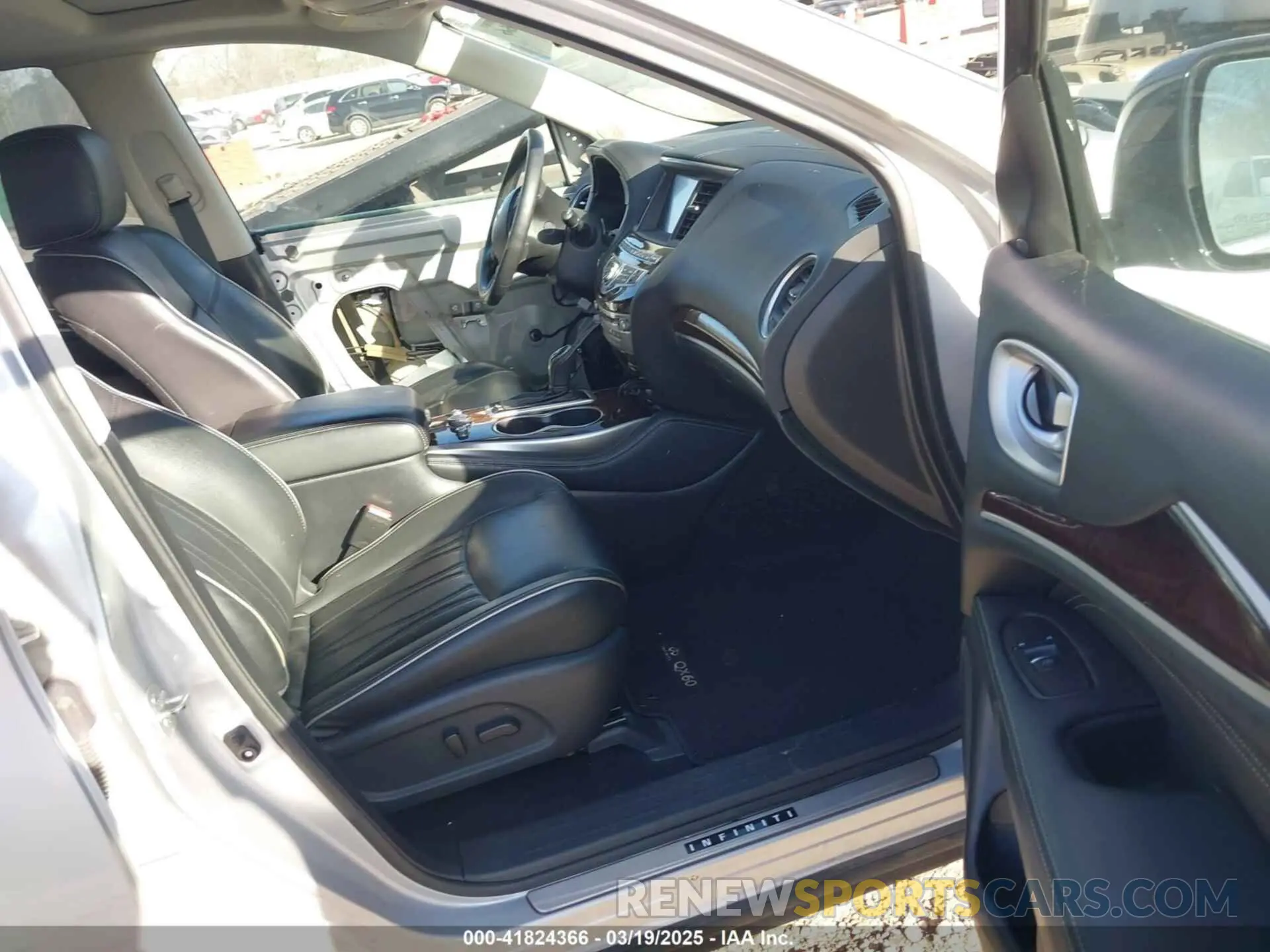 5 fotografías del automóvil dañado 5N1DL0MN8KC555323 INFINITI QX60 2019