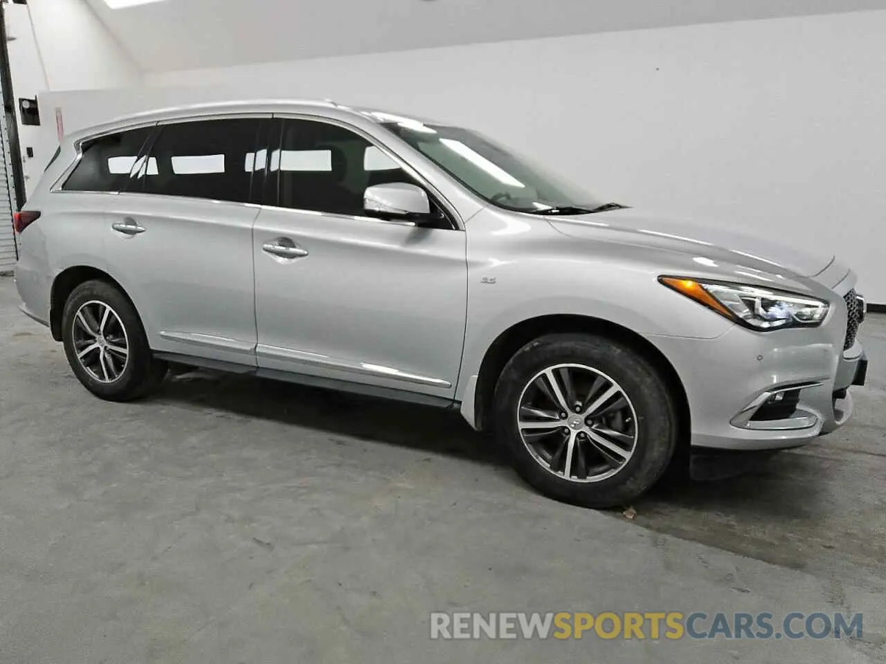 4 fotografías del automóvil dañado 5N1DL0MN9KC530401 INFINITI QX60 2019