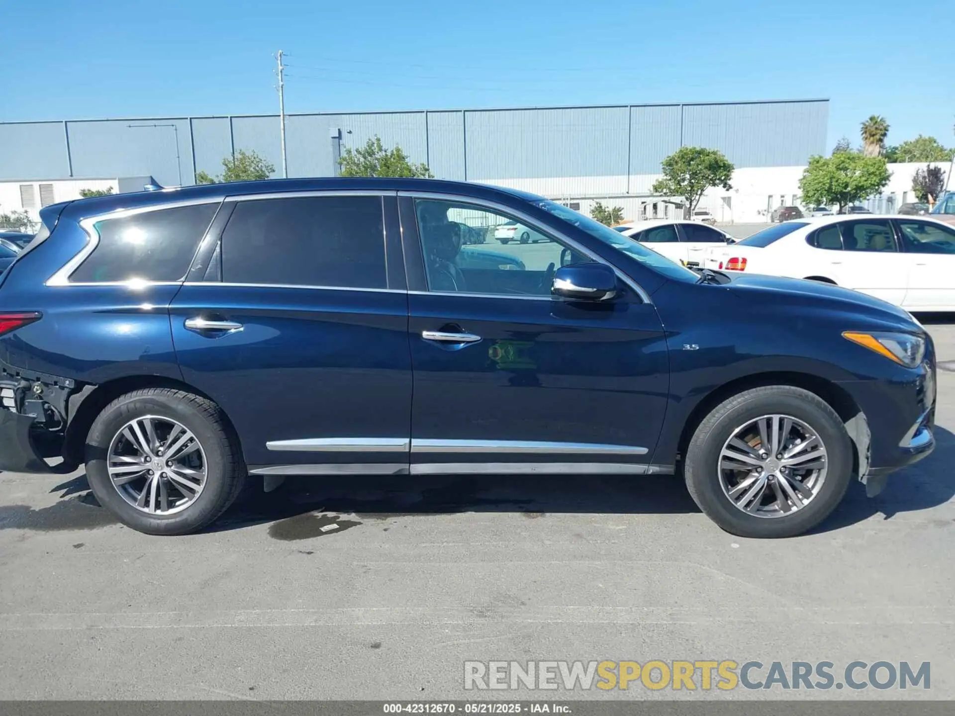 13 fotografías del automóvil dañado 5N1DL0MN9KC567285 INFINITI QX60 2019