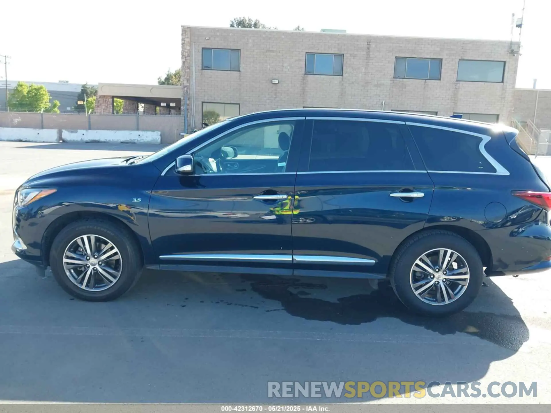14 fotografías del automóvil dañado 5N1DL0MN9KC567285 INFINITI QX60 2019