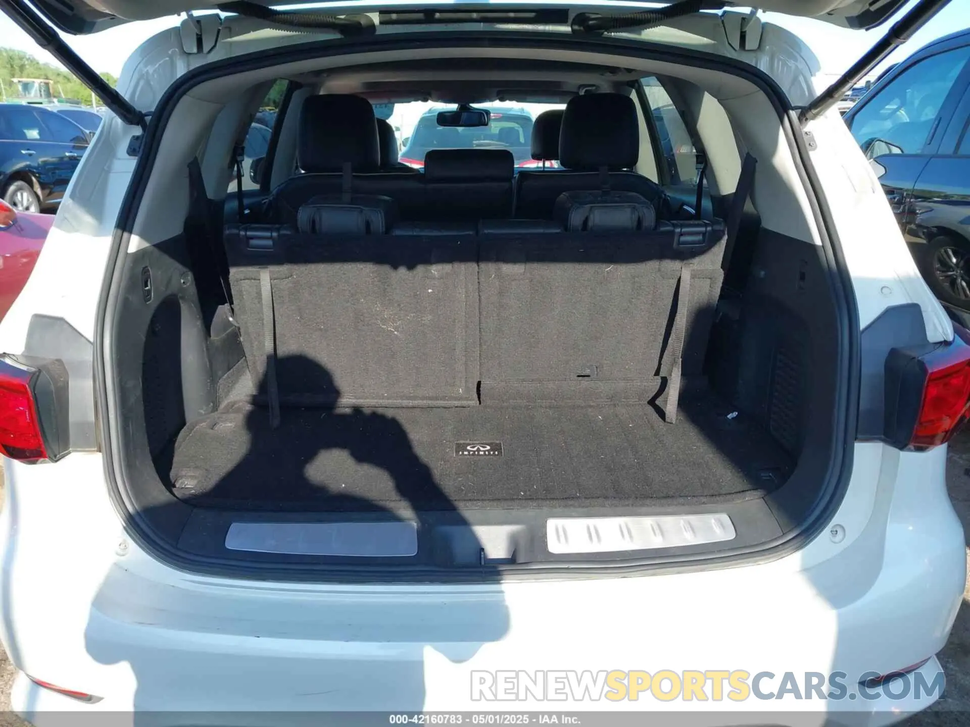 16 fotografías del automóvil dañado 5N1DL0MNXKC503952 INFINITI QX60 2019
