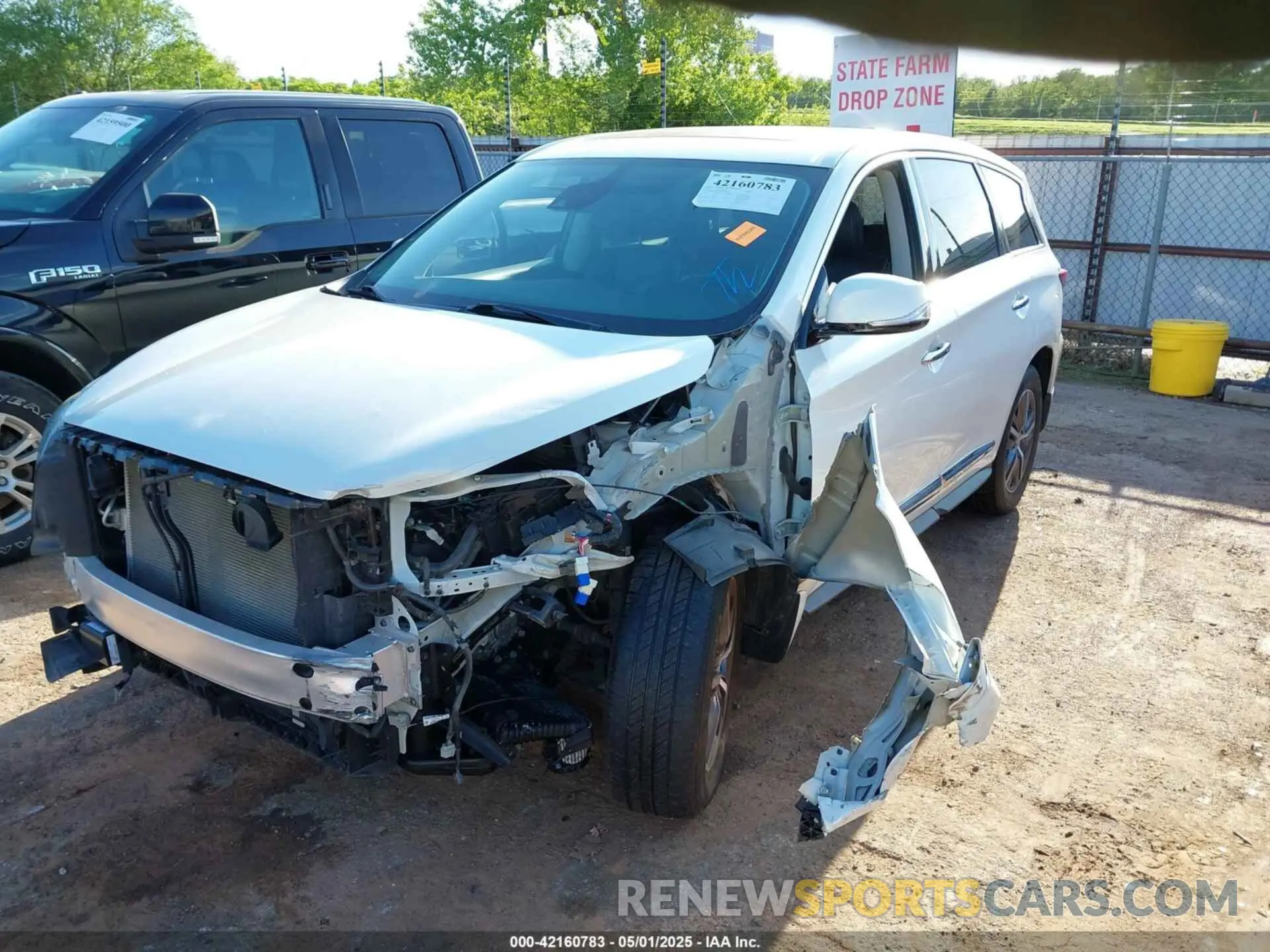 2 fotografías del automóvil dañado 5N1DL0MNXKC503952 INFINITI QX60 2019