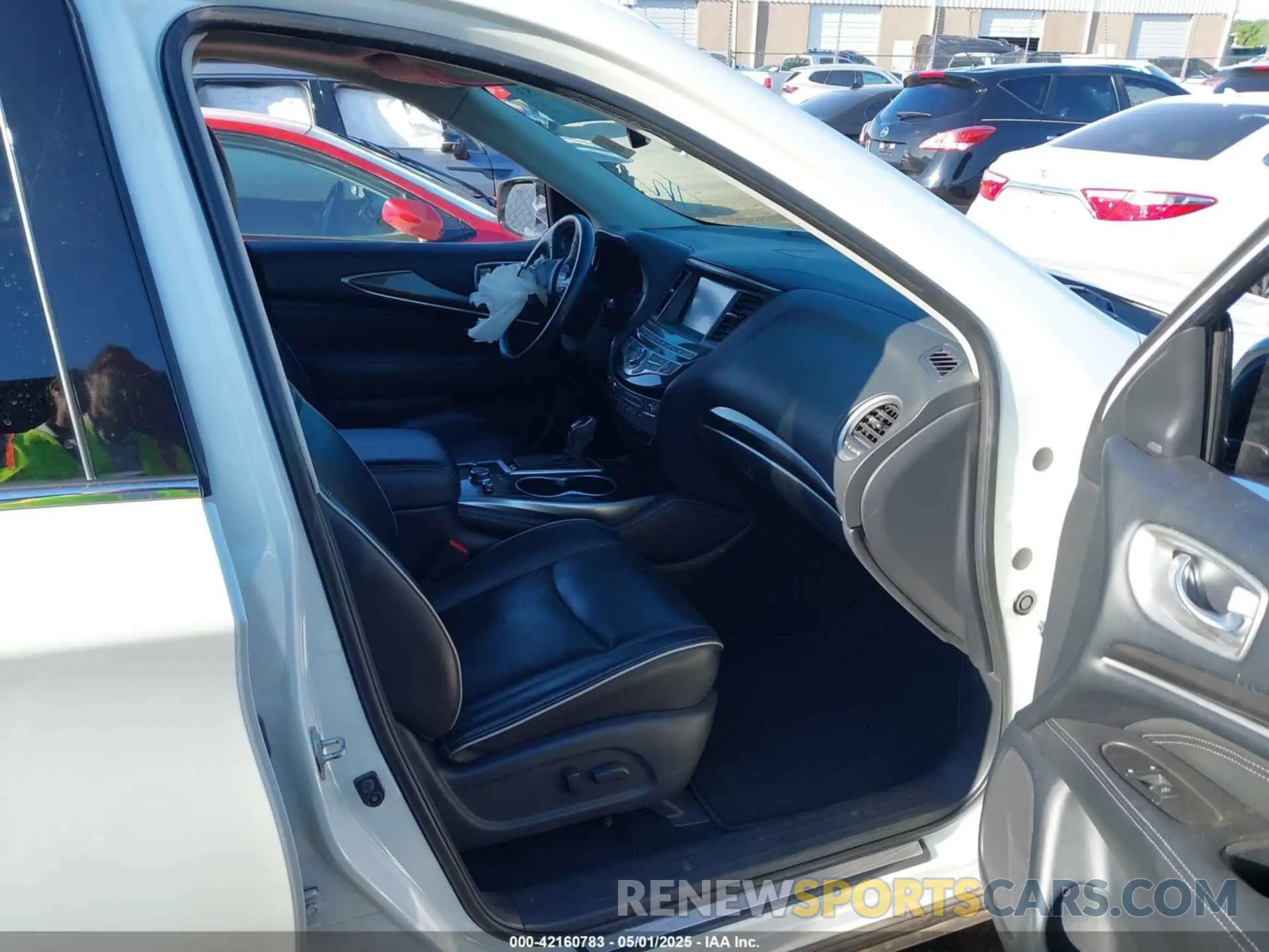 5 fotografías del automóvil dañado 5N1DL0MNXKC503952 INFINITI QX60 2019