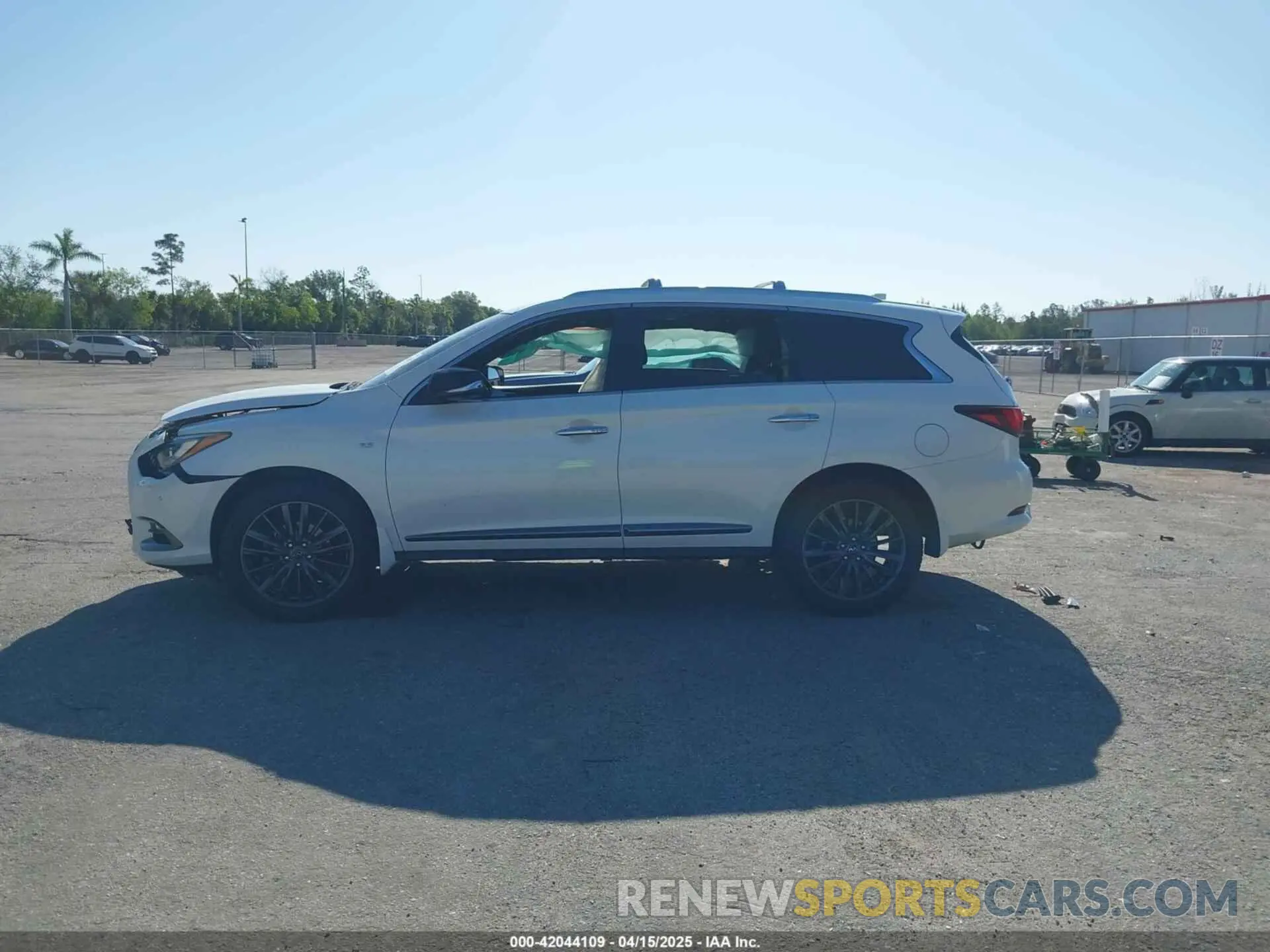 14 fotografías del automóvil dañado 5N1DL0MM3LC526479 INFINITI QX60 2020