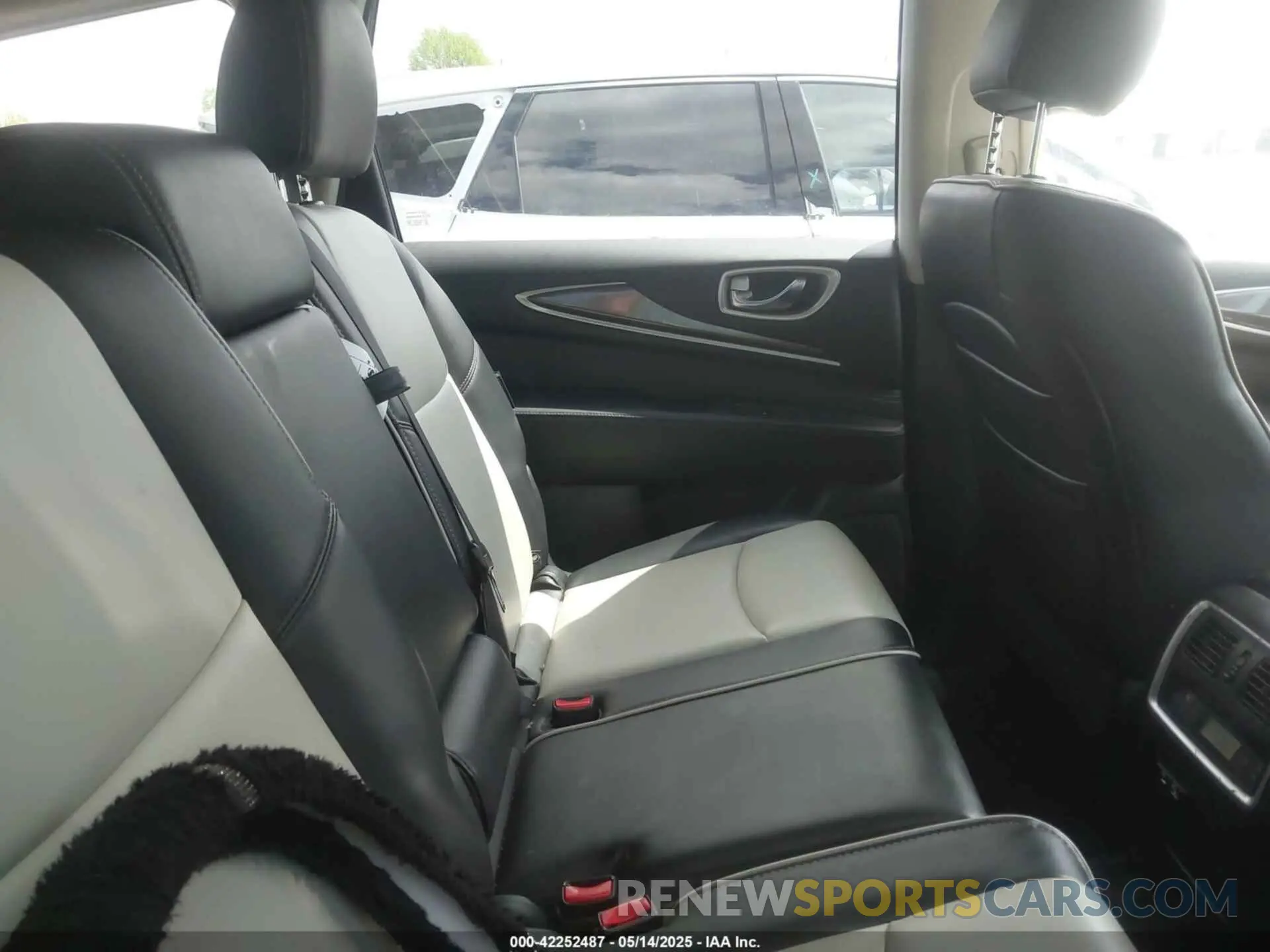 8 fotografías del automóvil dañado 5N1DL0MM3LC548742 INFINITI QX60 2020