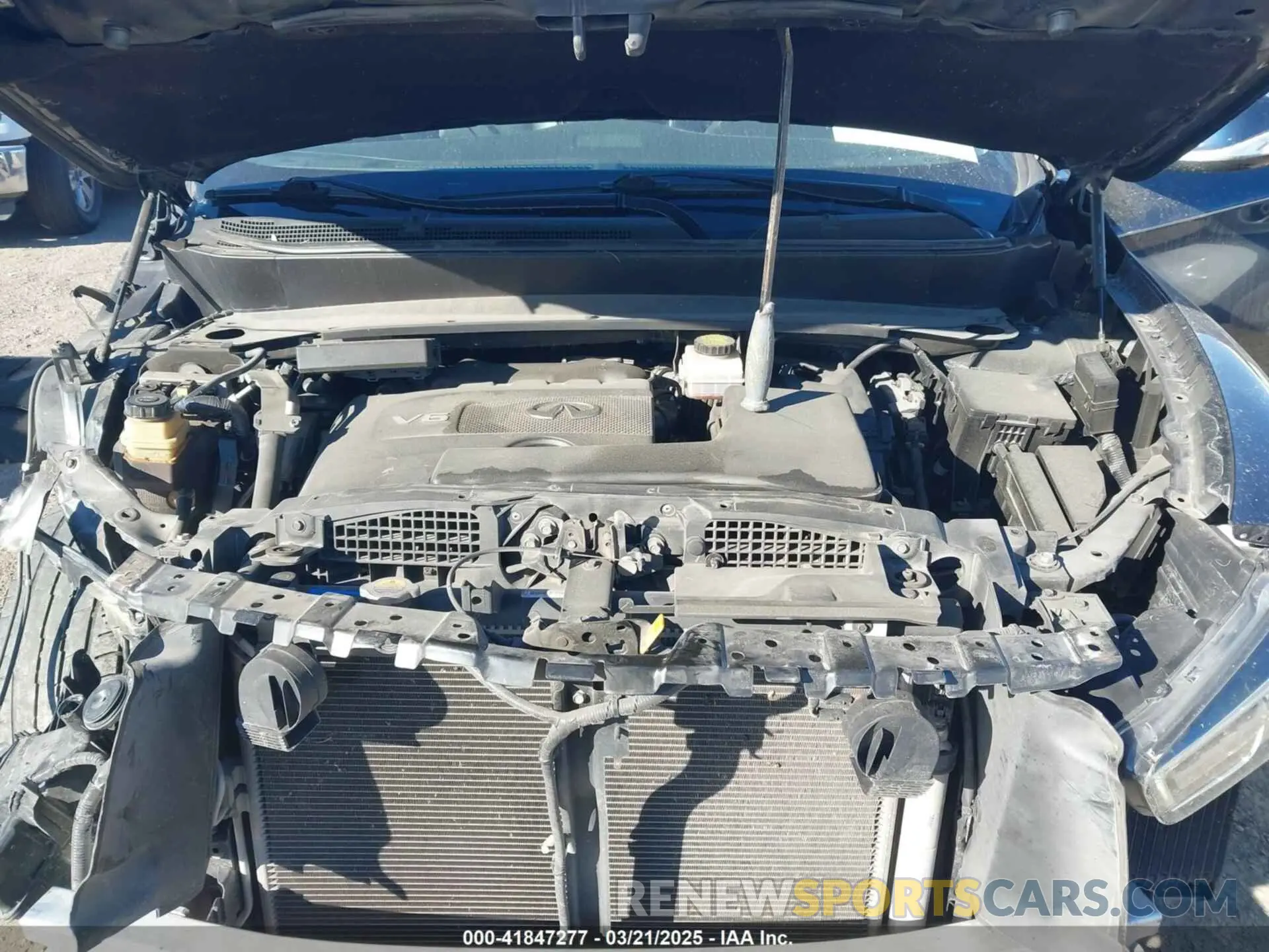 10 fotografías del automóvil dañado 5N1DL0MMXLC526804 INFINITI QX60 2020