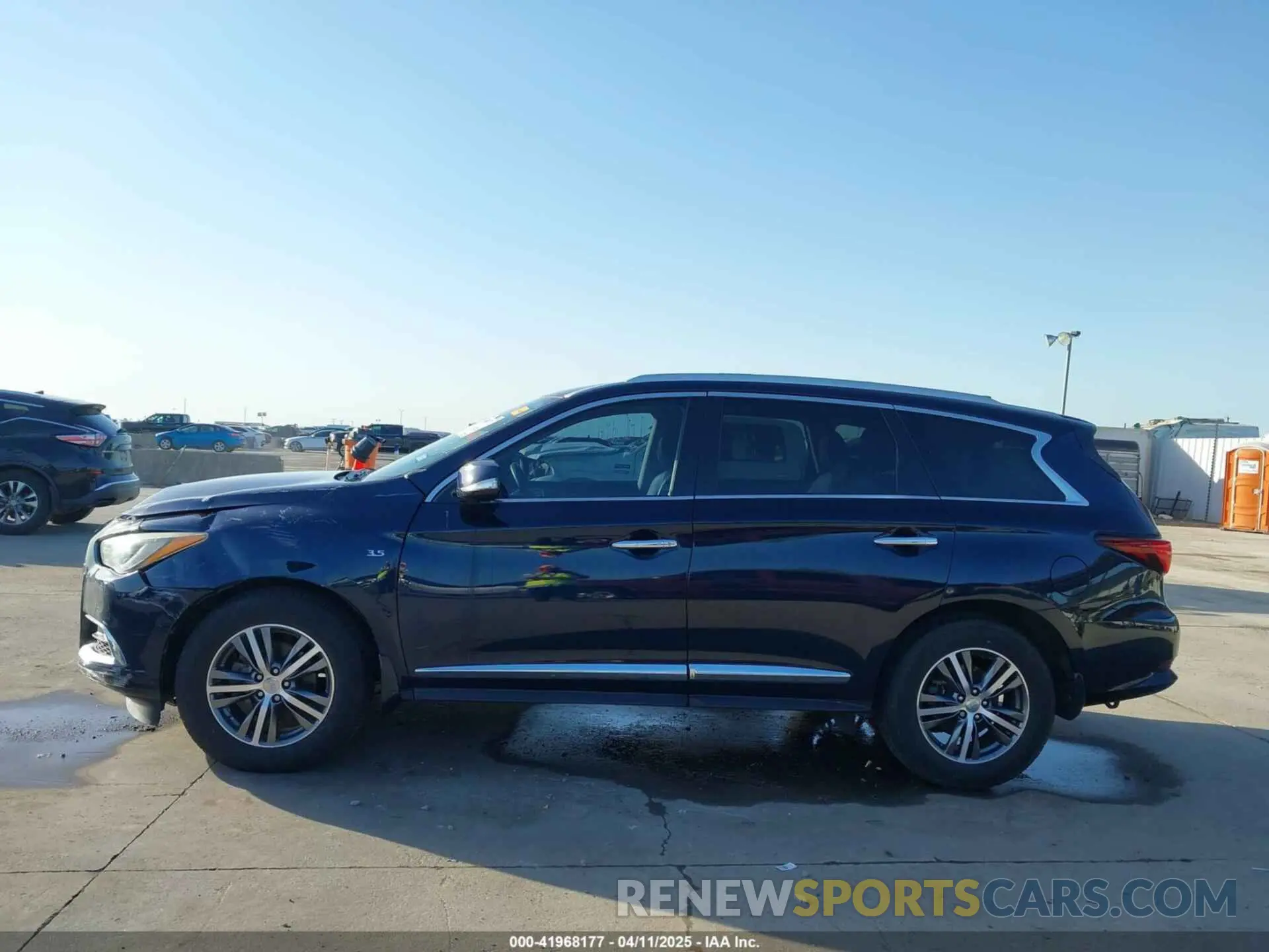 14 fotografías del automóvil dañado 5N1DL0MN1LC506501 INFINITI QX60 2020